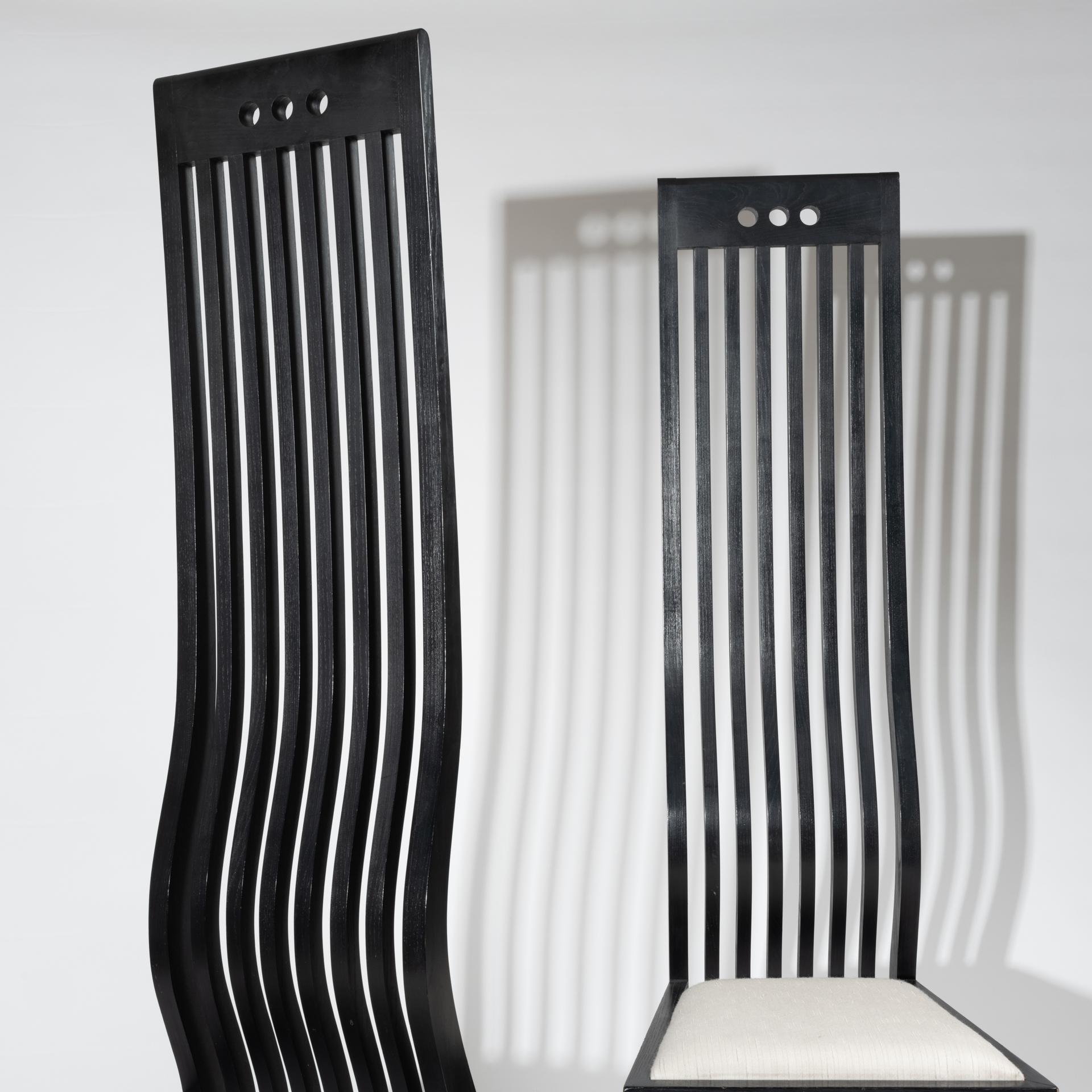 Pair of Marilyn Chairs by Arata Isozaki  For Sale 3