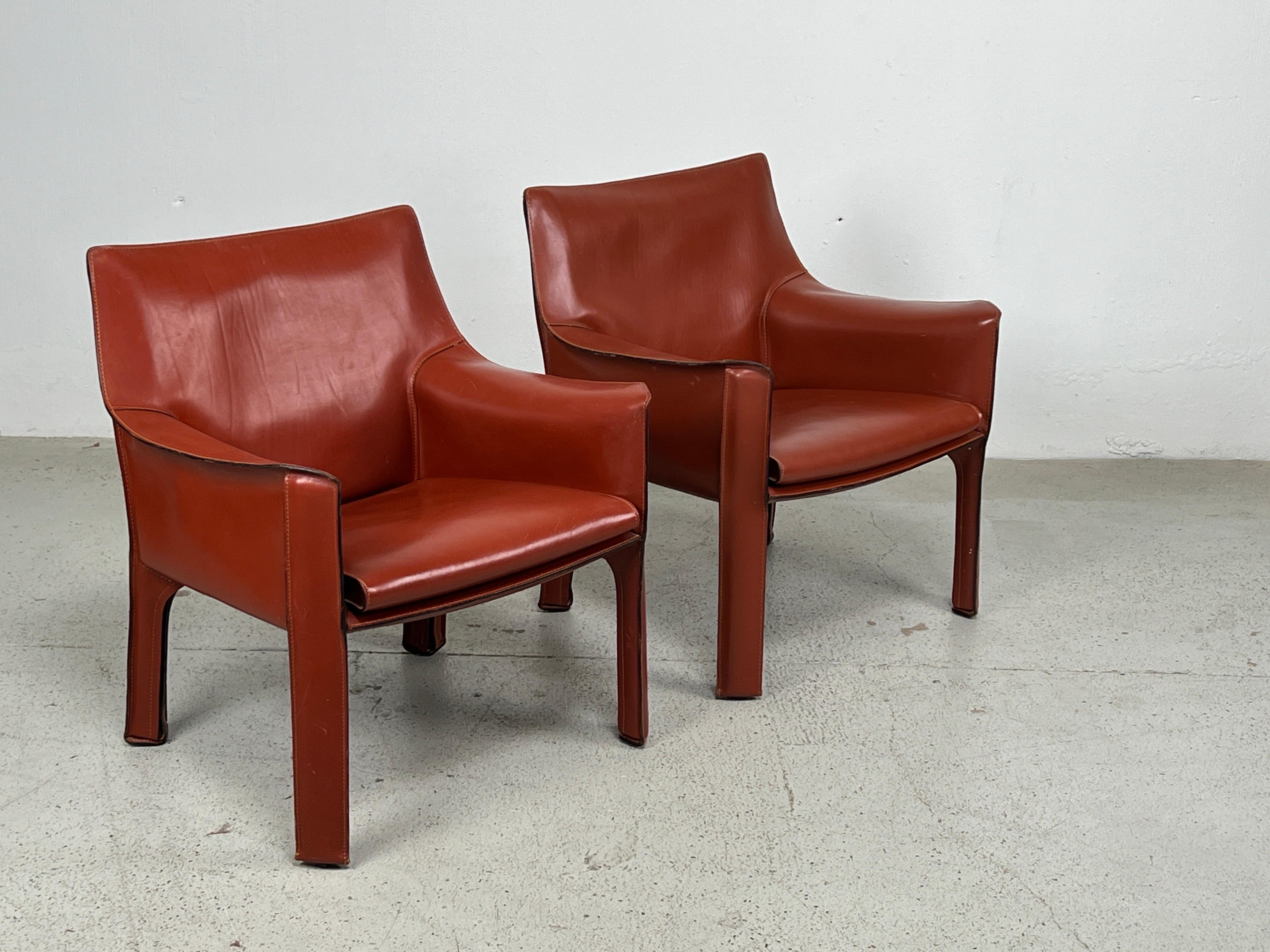 Pair of Mario Bellini 414 Cab Lounge Chairs for Cassina For Sale 9