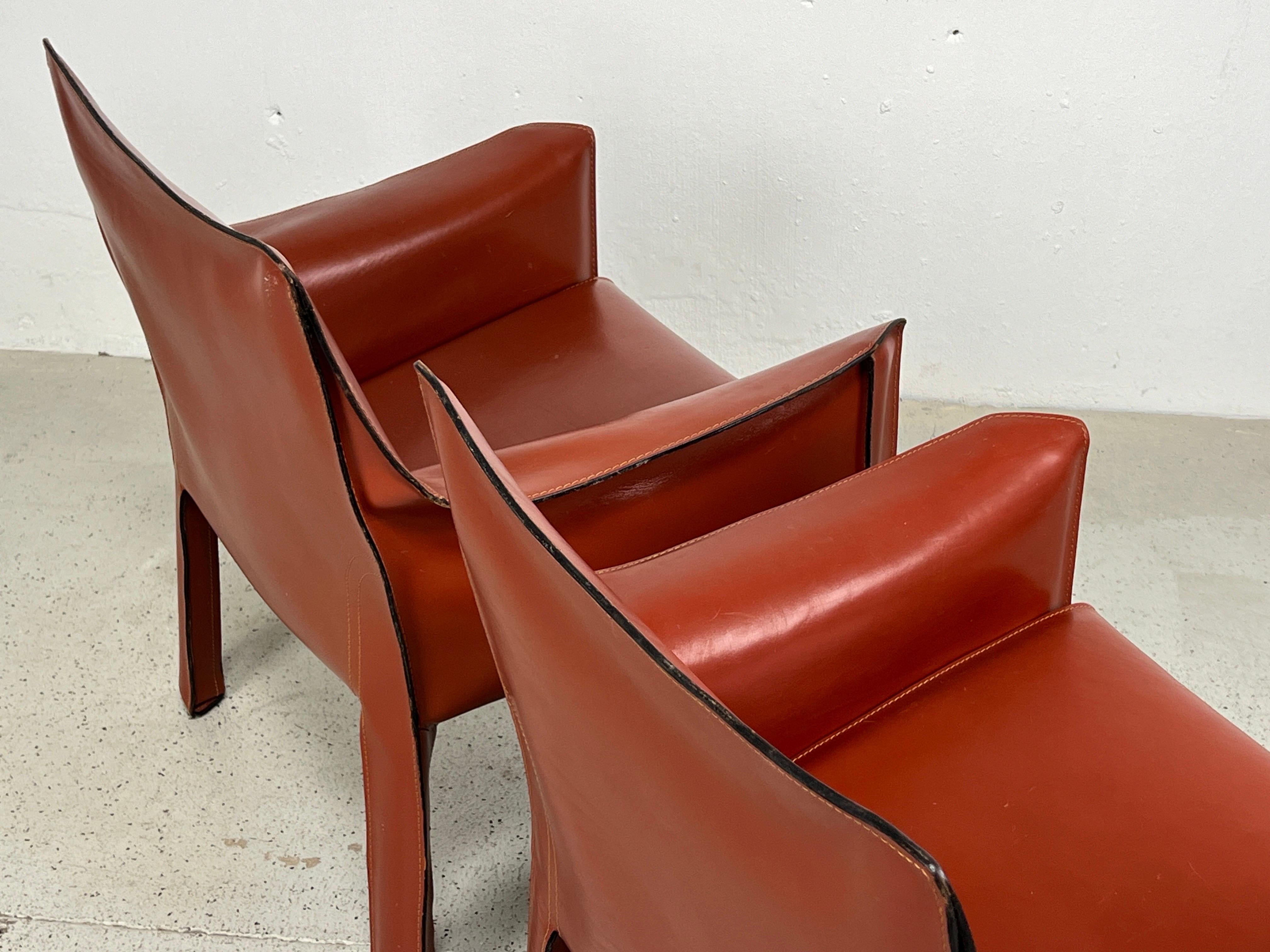 Pair of Mario Bellini 414 Cab Lounge Chairs for Cassina For Sale 10