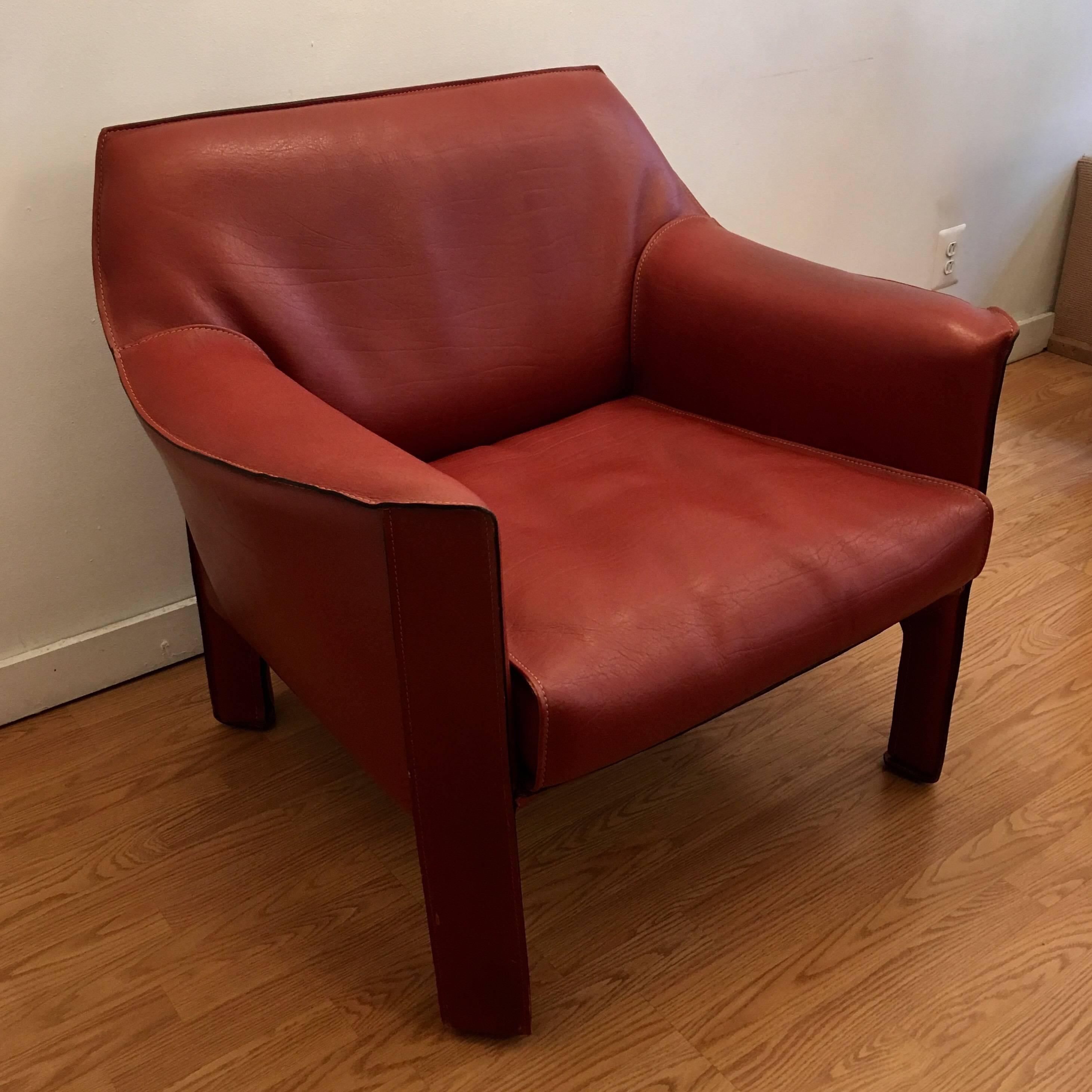 Large Pair of Mario Bellini Cab Lounge Chairs In Excellent Condition In New York, NY