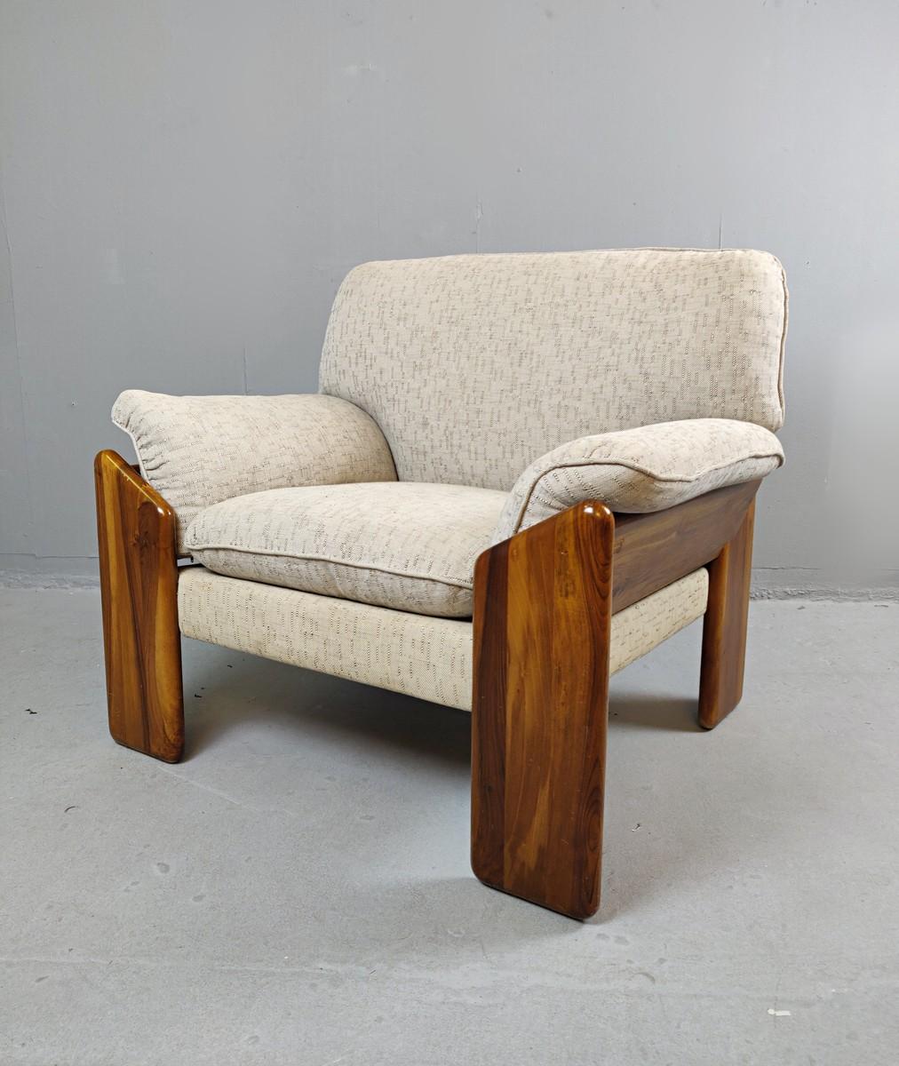 Pair of Mario Marenco armchairs, Italy, 1980s

Original fabrics.