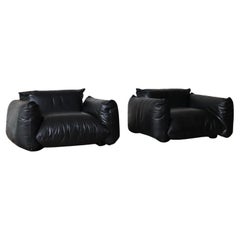 Pair of Mario Marenco lounge chairs in black leather for arflex, 1970s