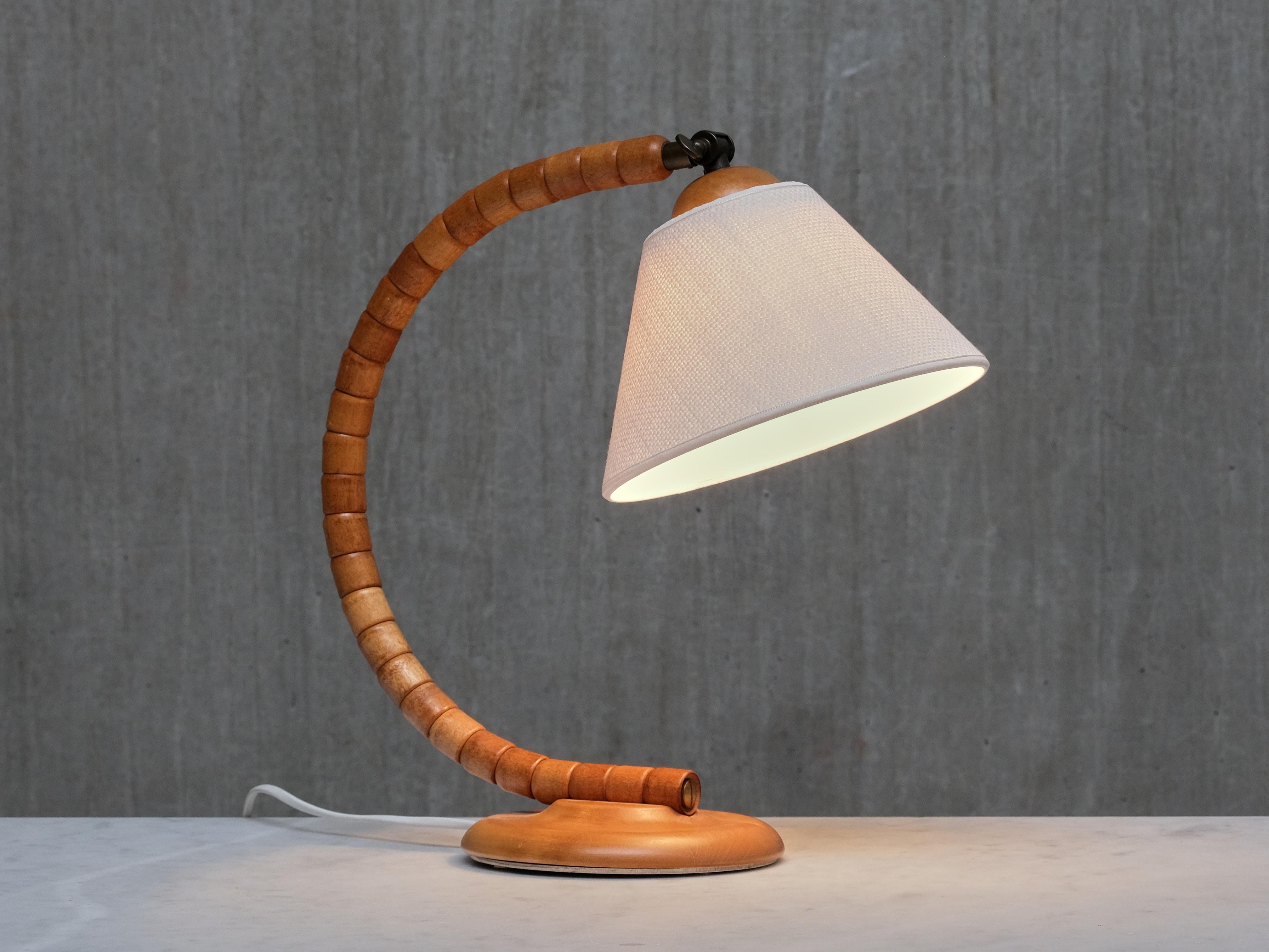 Paar Markslöjd skulpturale verstellbare Tischlampen aus Buche, Schweden, 1960er Jahre im Angebot 1