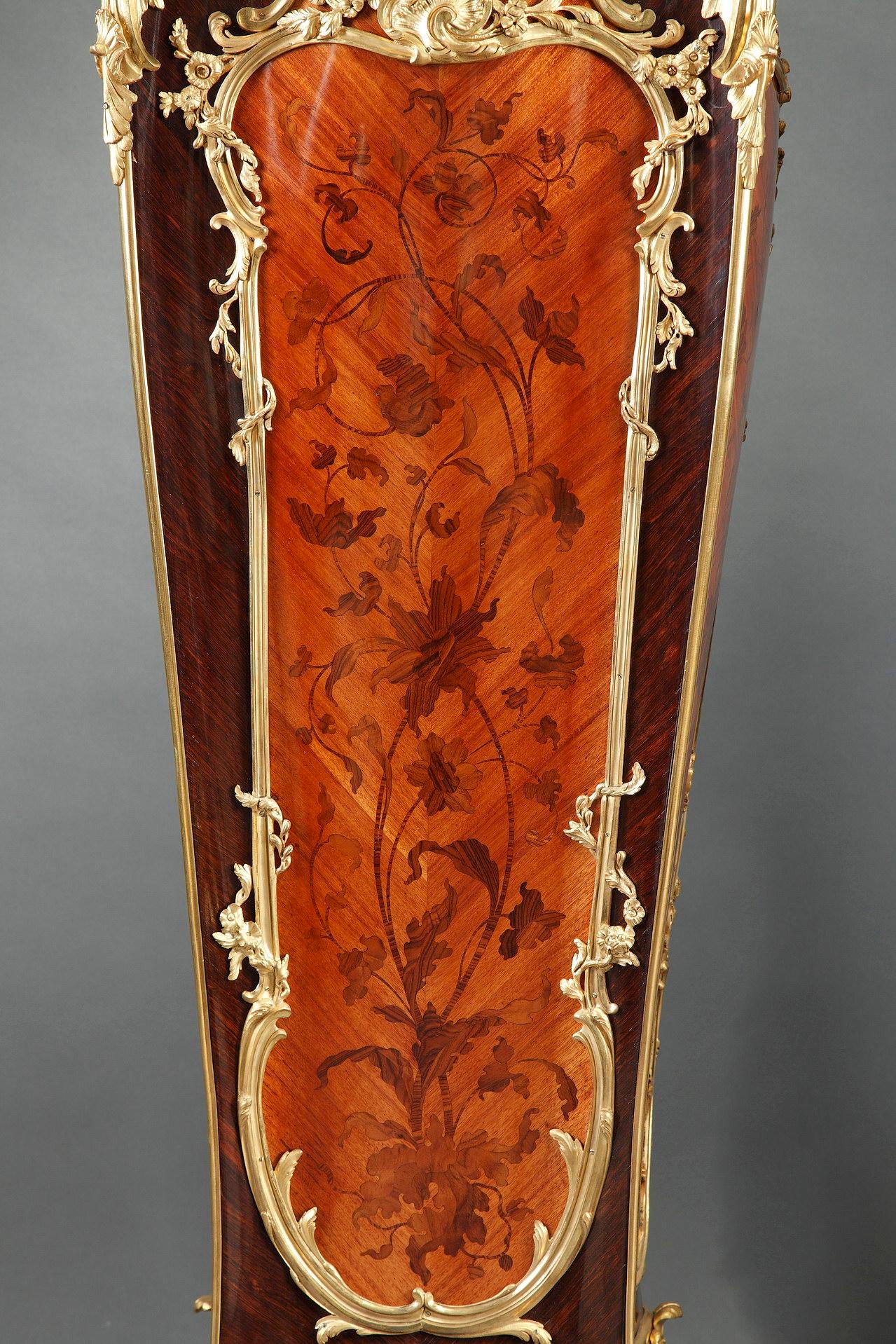 Paire de piédestaux de marqueterie attribués à la Maison Millet, France, vers 1890 Bon état - En vente à PARIS, FR