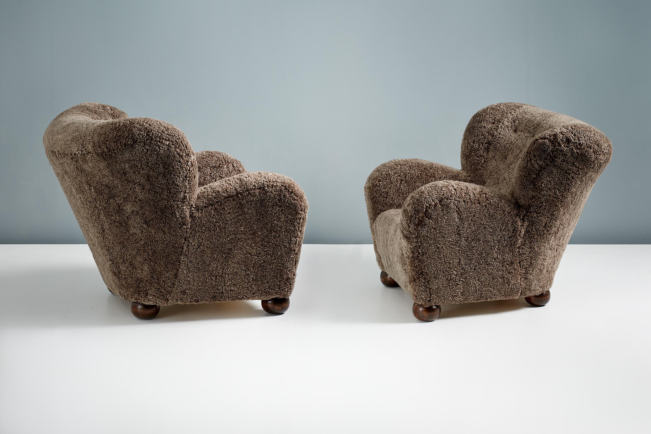 Scandinavian Modern Pair of Marta Blomstedt 1930s Sheepskin Wing Chairs for the Hotel Aulanko For Sale