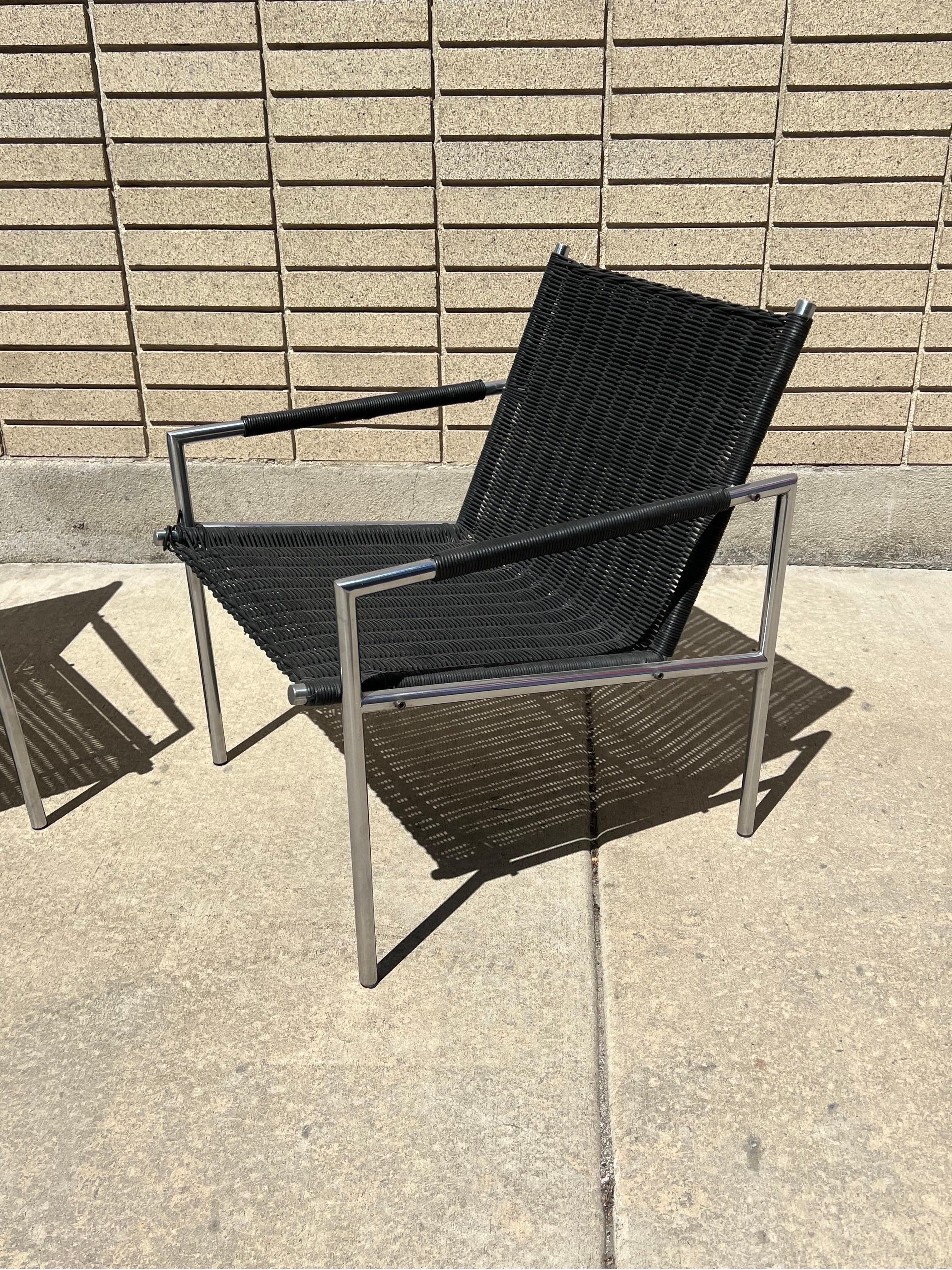 Pair of Martin Visser Danish SZ01 Lounge Chairs Cane and Steel Mid Century In Good Condition For Sale In Boise, ID