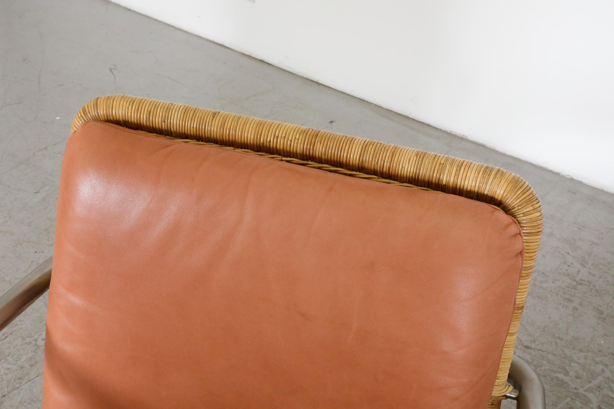 Paar Loungesessel im Martin Visser-Stil aus Chrom, Rattan und Terrakotta-Leder im Angebot 4
