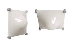 Paar weiße Martinelli Luce-Plexiglas-Lampen „Bolla Light“, Italien, Mitte des Jahrhunderts, 1960er Jahre