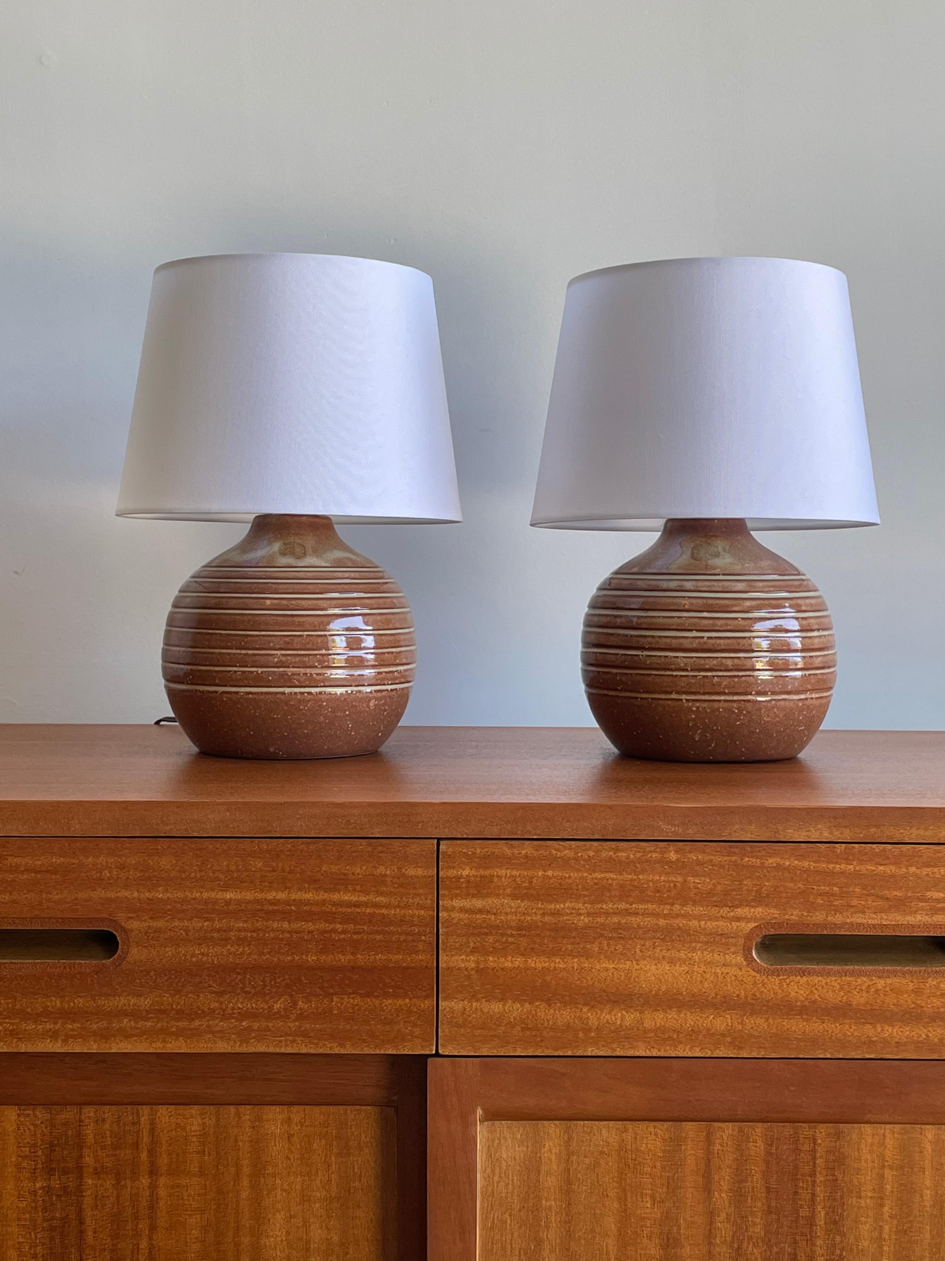 Mid-Century Modern Pair of Martz Lamps by Jane and Gordon Martz for Marshall Studios For Sale