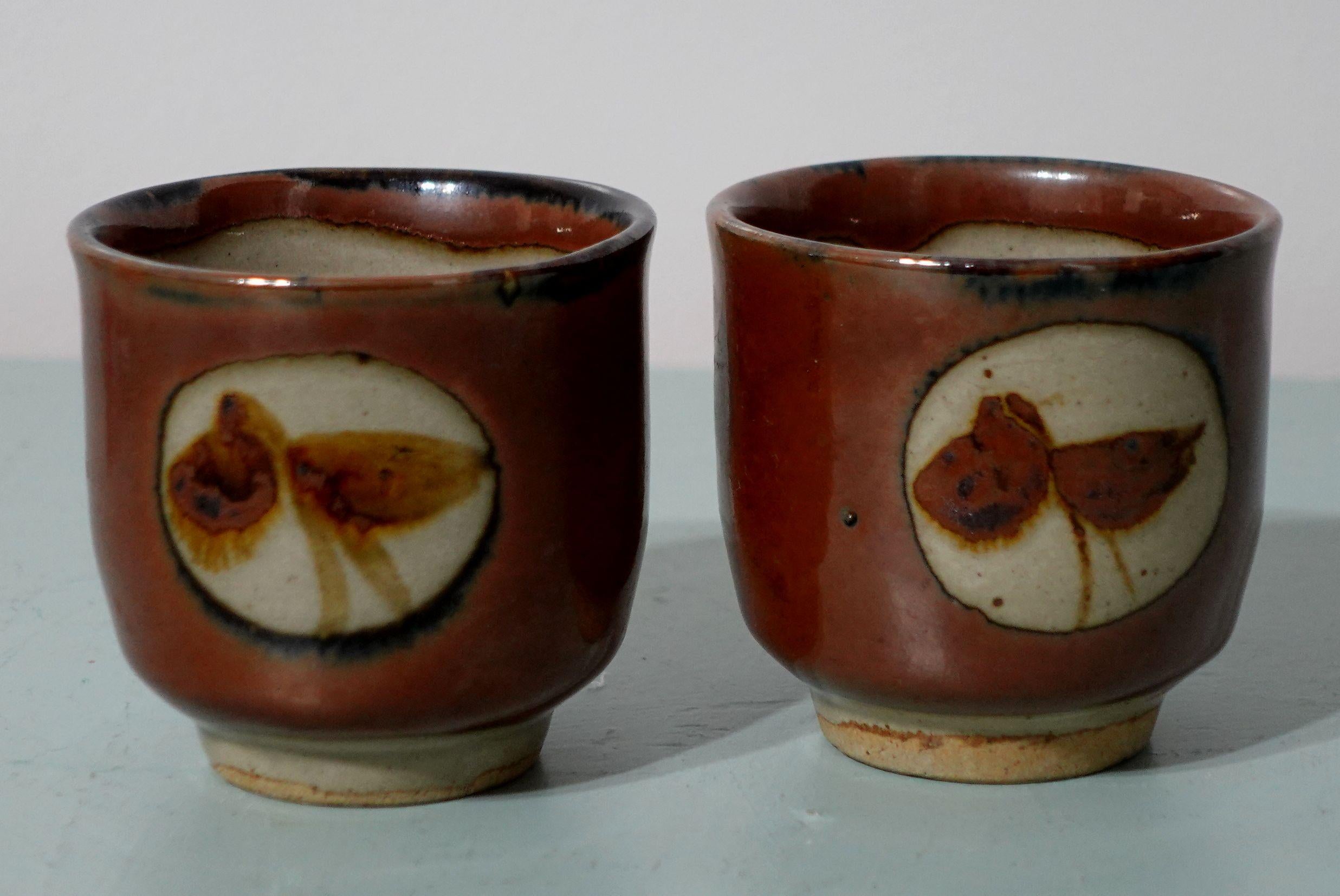 Paar Mashiko Yaki Japanische Mid-Century Studio Pottery Yunomi Töpferwaren im Zustand „Hervorragend“ im Angebot in Norton, MA