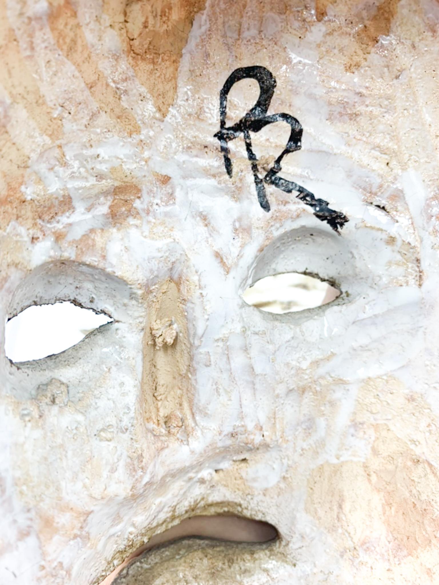 Paire de masques sculptés en terre cuite de Roberto Rigon, années 1960 en vente 2