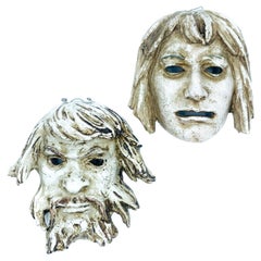 Pareja de máscaras esculpidas en terracota por Roberto Rigon, años 60