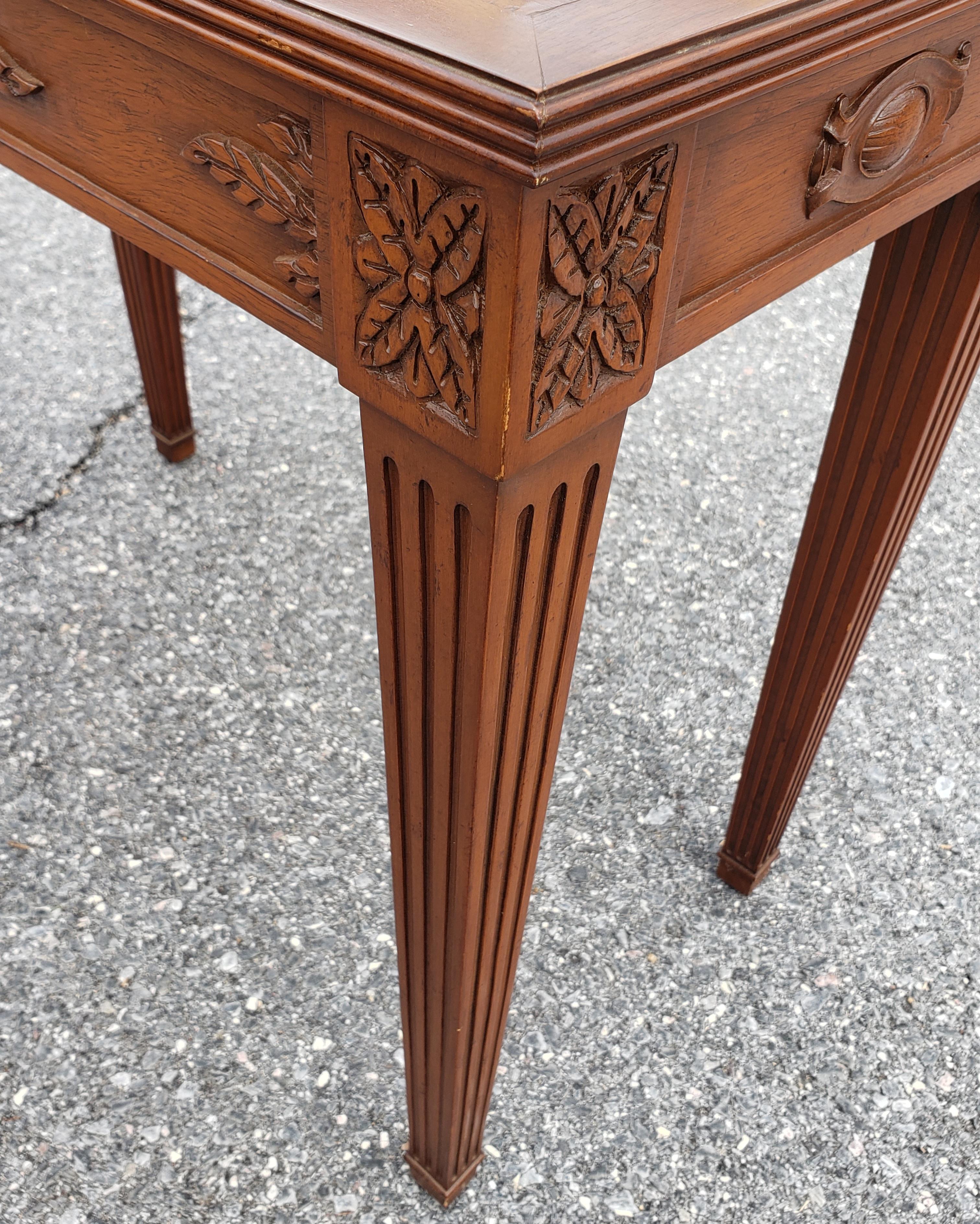 Pair of Maslow Freen Louis XVI Style Handcarved Carved Single Drawer Side Tables For Sale 1