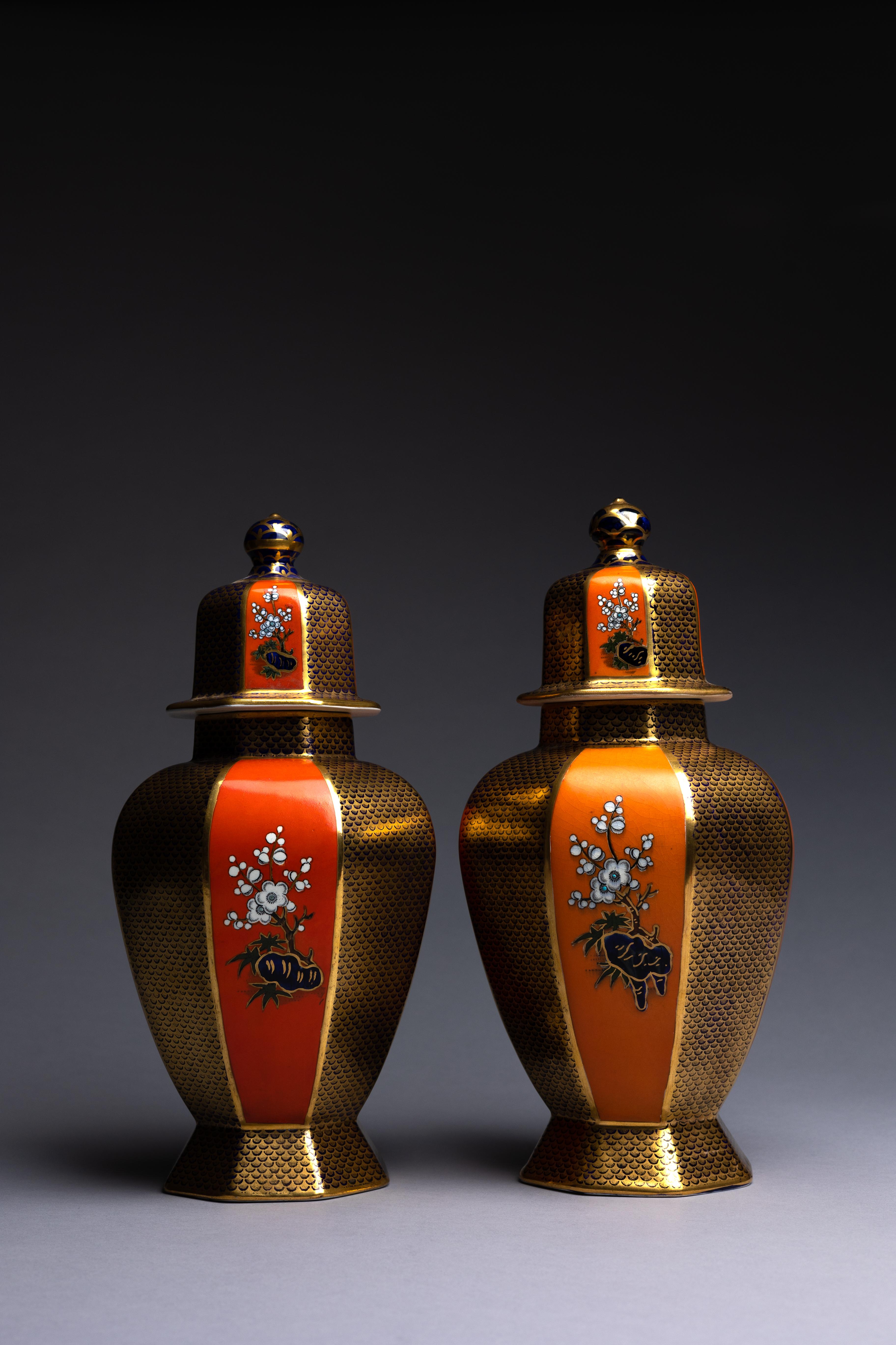 Gilt Pair of Mason's Ashworth Chinoiserie Covered Jars For Sale