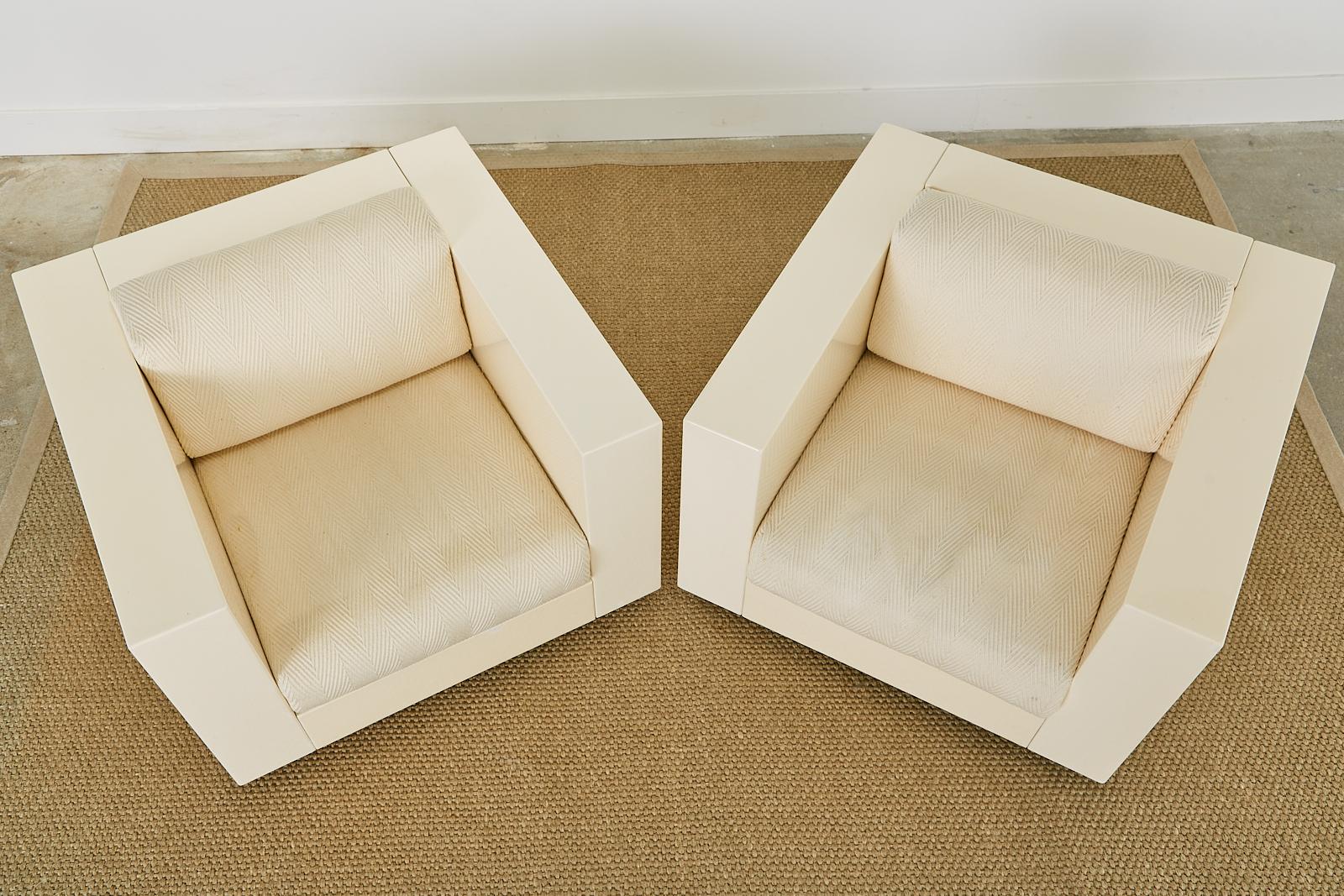 Mid-Century Modern Pair of Massimo and Lella Vignelli for Poltronova Saratoga Lounge Chairs For Sale