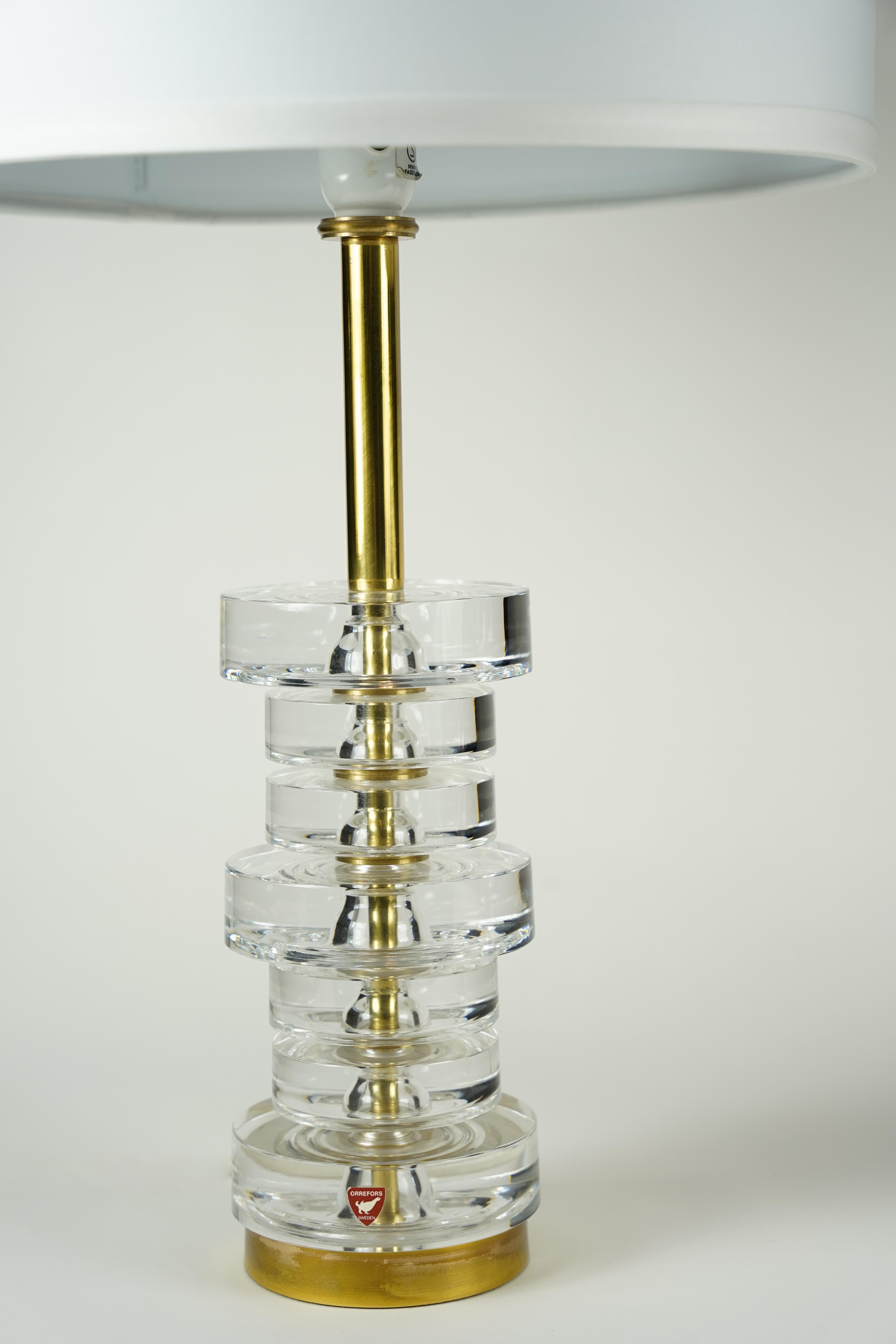 Suédois Paire de lampes Carl Fagerlund Orrefors à disque de cristal, Carl Fagerlund, Suède, 1970 en vente