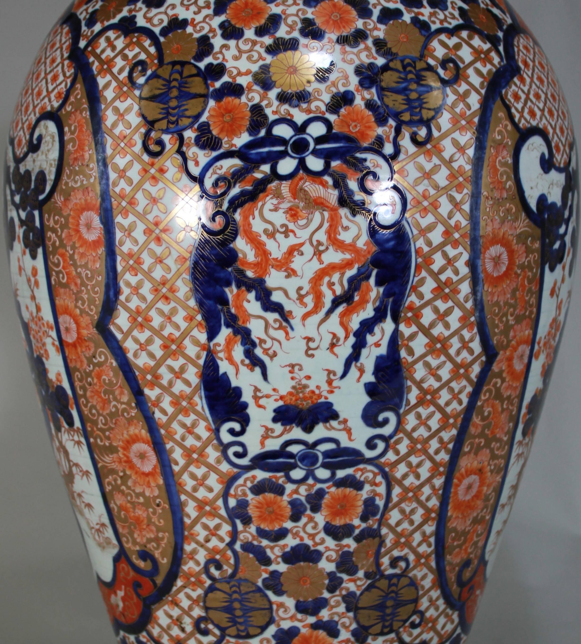 19th Century Pair of Edo Period Japanese Blue Red Gold Porcelain Vases, Circa 1800 For Sale