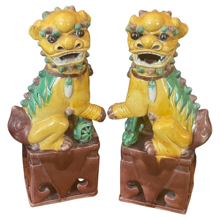 Pair of Massive MidCentury Ceramic Polychrome Foo Dogs For Sale at 1stDibs