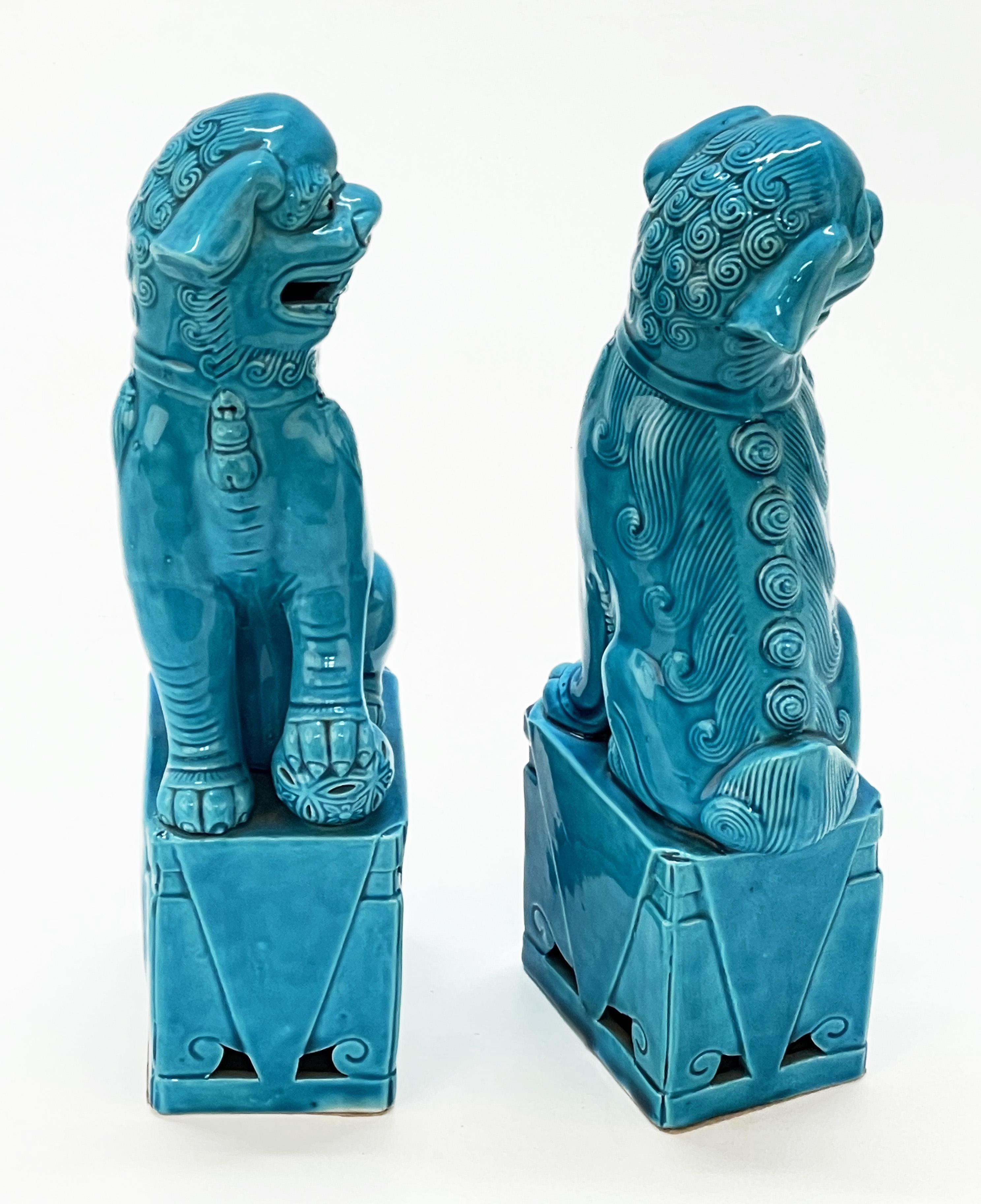 Pair of Massive Mid-Century Turquoise Blue Ceramic Foo Dogs Sculptures 1960s 4