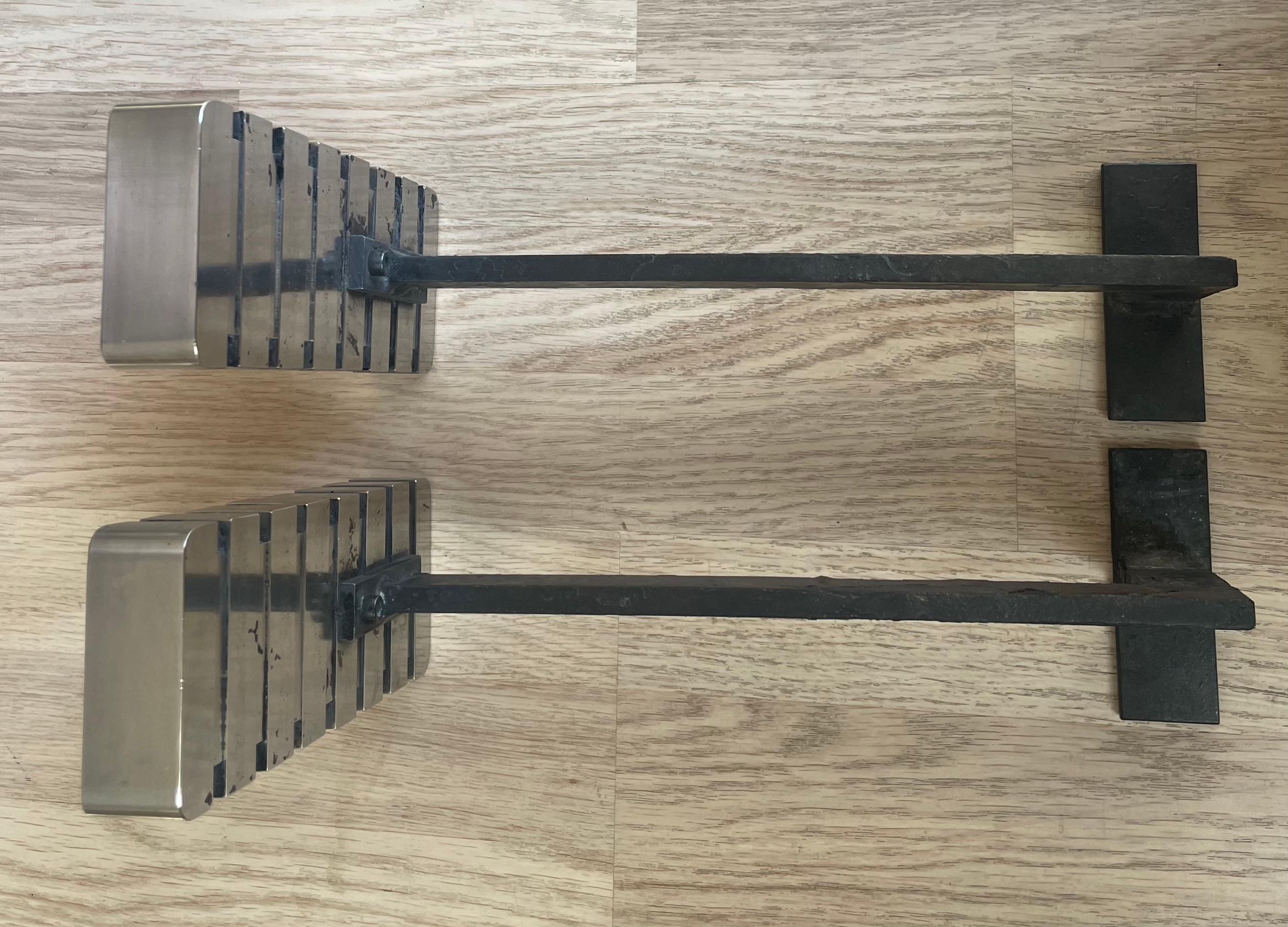 Ein Paar massiver modernistischer Androns, Donald Deskey zugeschrieben, USA 1930. im Zustand „Gut“ im Angebot in Brussels, BE