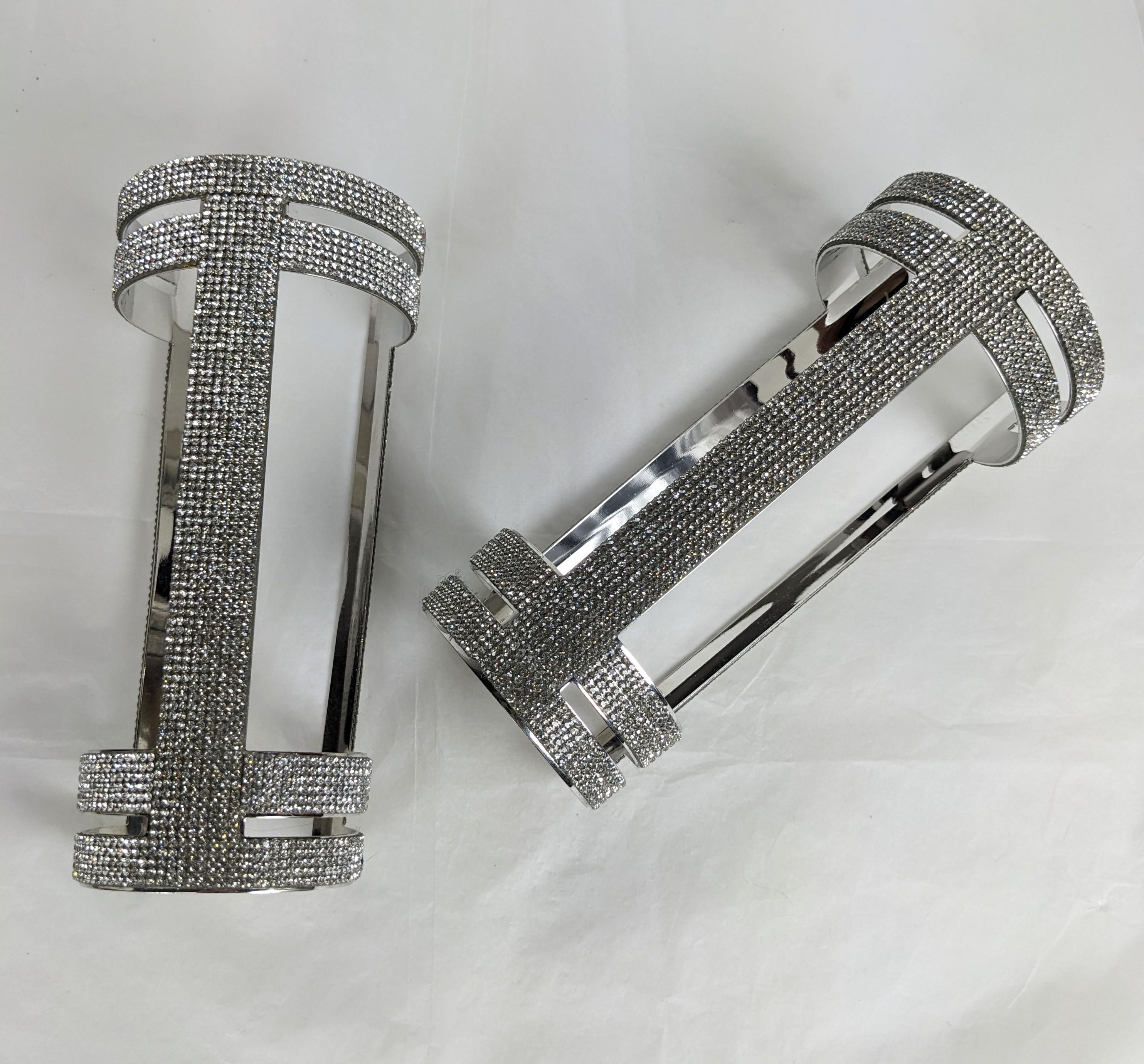 Paire de manchettes en cristal pavé massif et effilé, Italie en vente 2