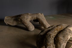 Coppia di enormi mani in fibra di vetro vintage