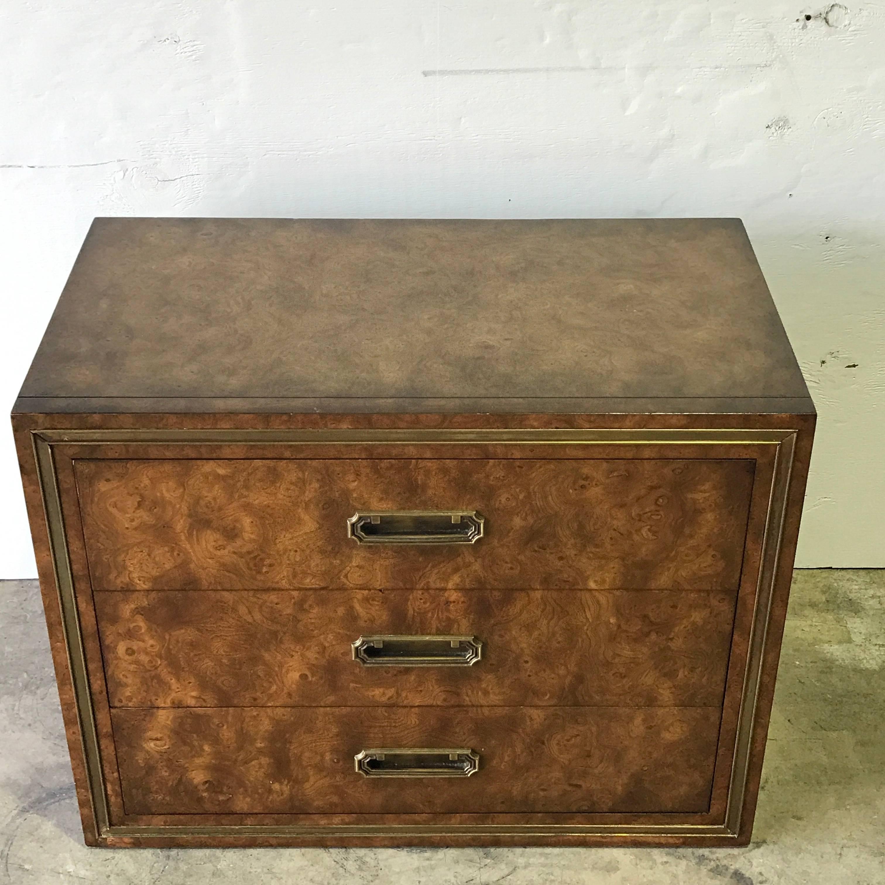 Pair of Mastercraft Burl and Brass Chests or Nightstands by Bernhard Rhone In Good Condition In West Palm Beach, FL