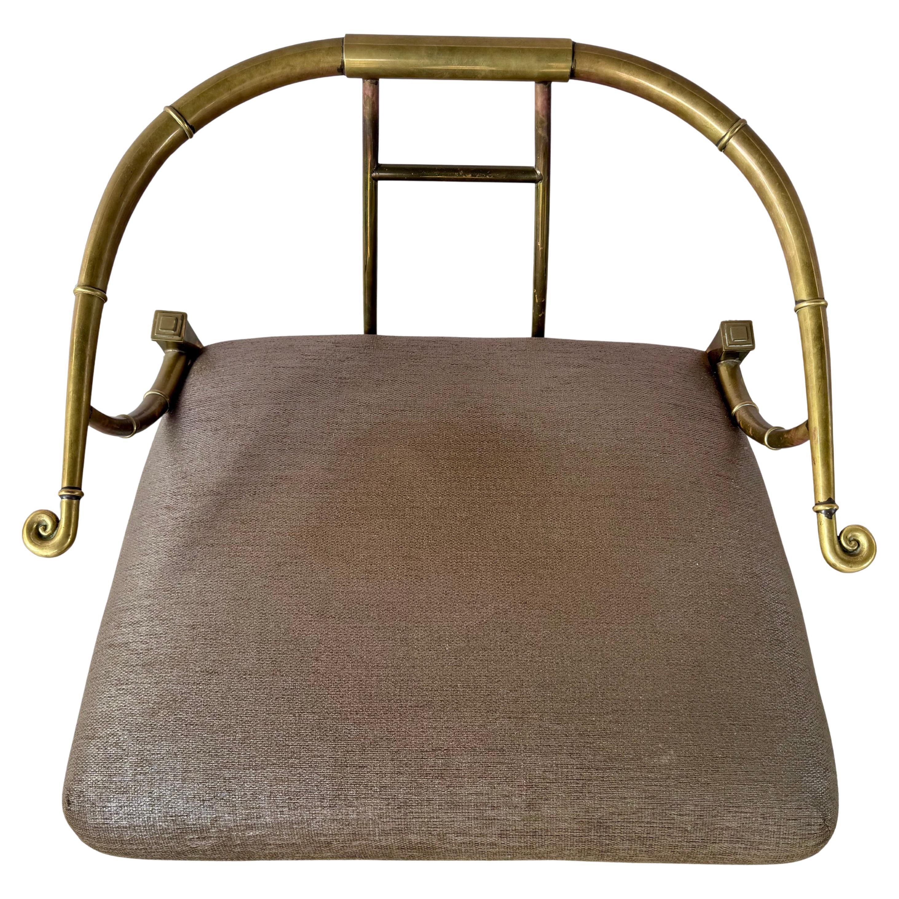 Paar Mastercraft Italian Brass Lounge Chairs (Messing) im Angebot