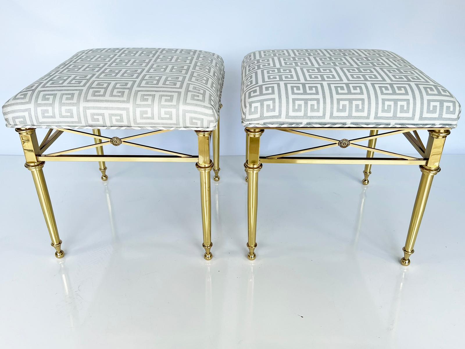 Hollywood Regency Pair of Mastercraft Style Polished Brass Stools For Sale