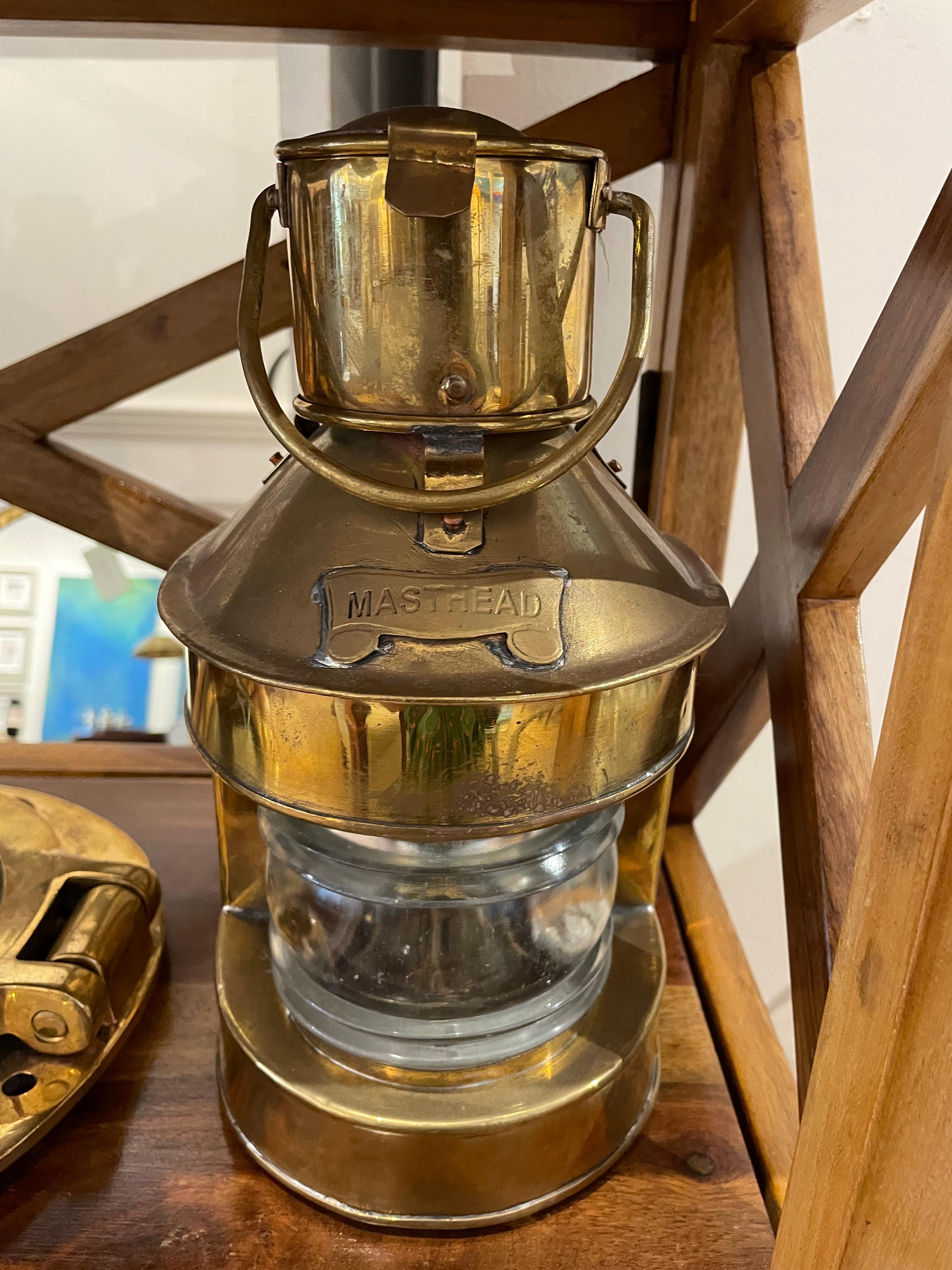 Pair of Masthead Brass Ship Navigational Nautical Lights In Good Condition For Sale In Nantucket, MA