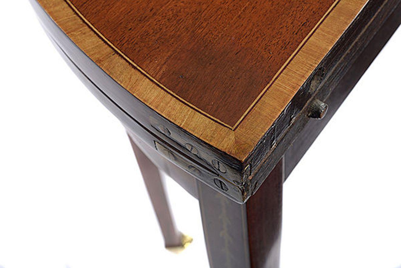 Early 20th Century Pair of Matched Edwardian Mahogany & Satinwood Inlaid Card Tables For Sale