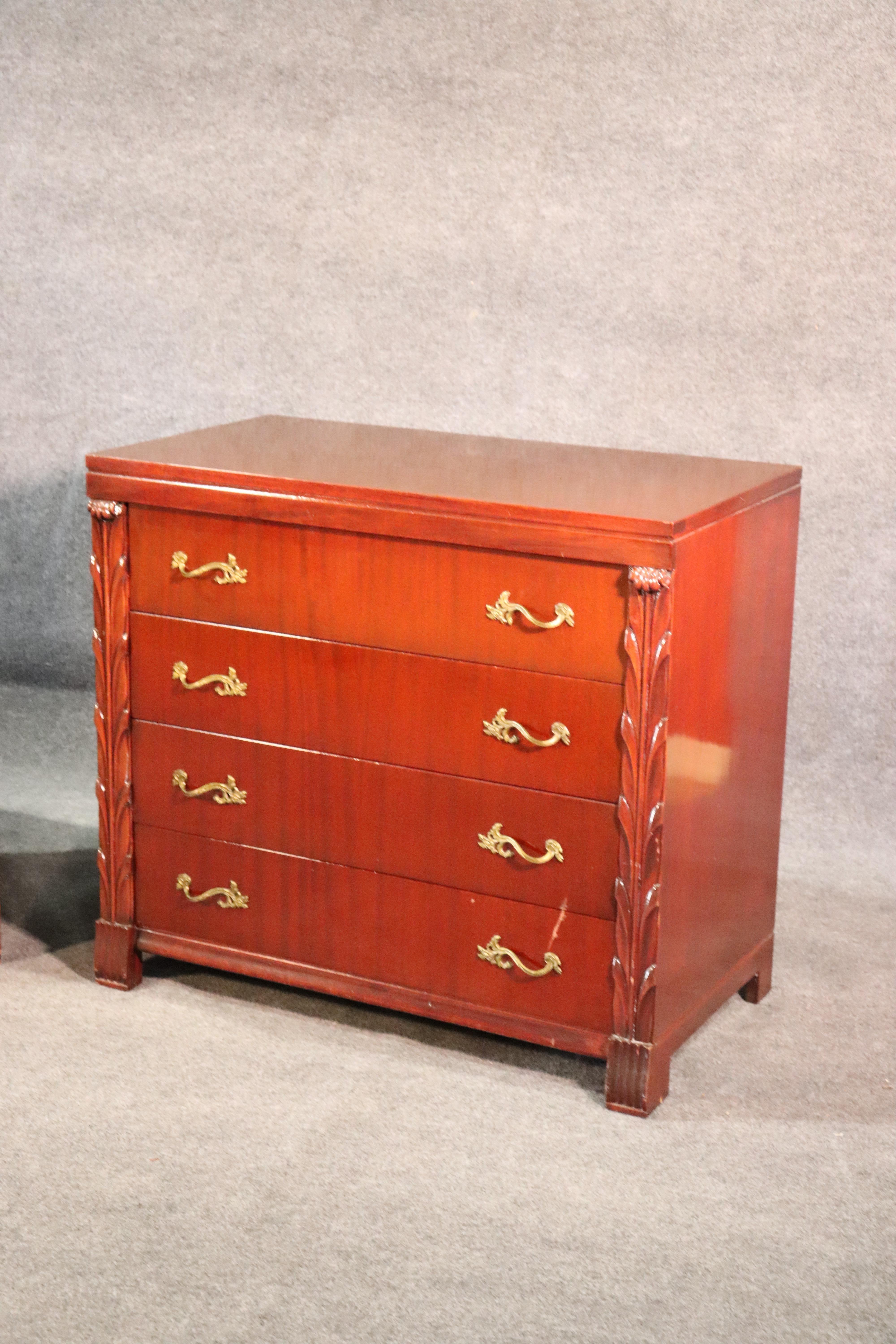 Pair of Matched John Stuart Hollywood Regency Dressers Chests, circa 1940 In Good Condition In Swedesboro, NJ