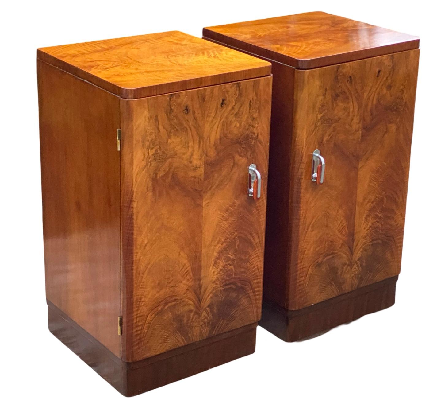 Pair of matching Art Deco Walnut Bedside Cabinets 6