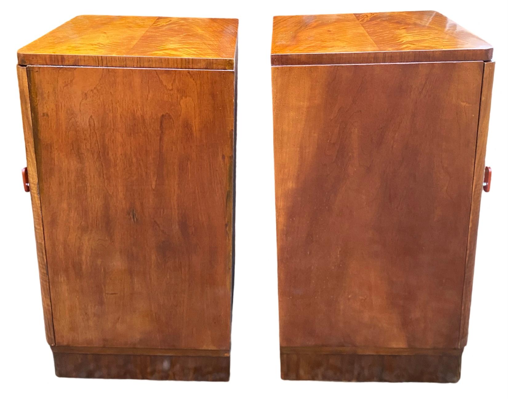 Pair of matching Art Deco Walnut Bedside Cabinets In Good Condition In Barnstaple, GB