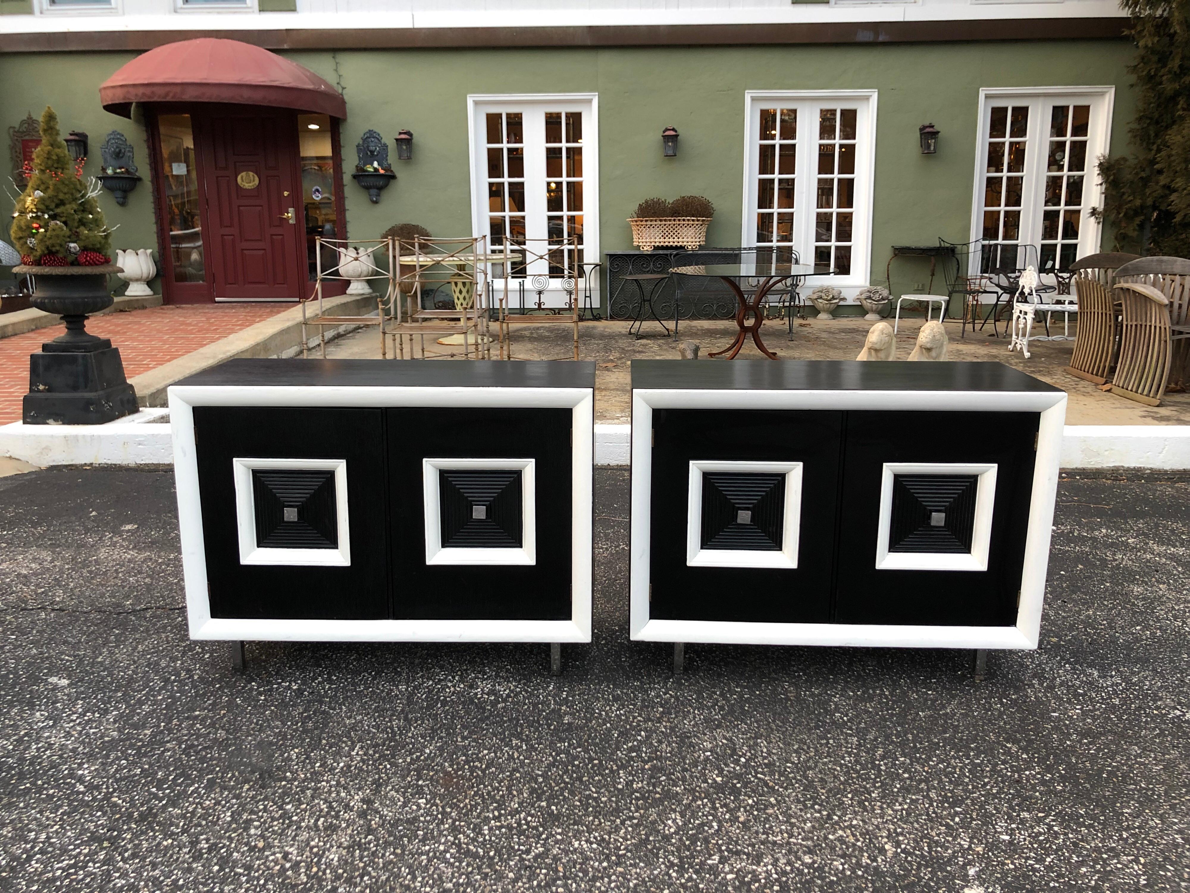 Pair of Matching Black and White Hollywood Regency Cabinets In Good Condition In Redding, CT