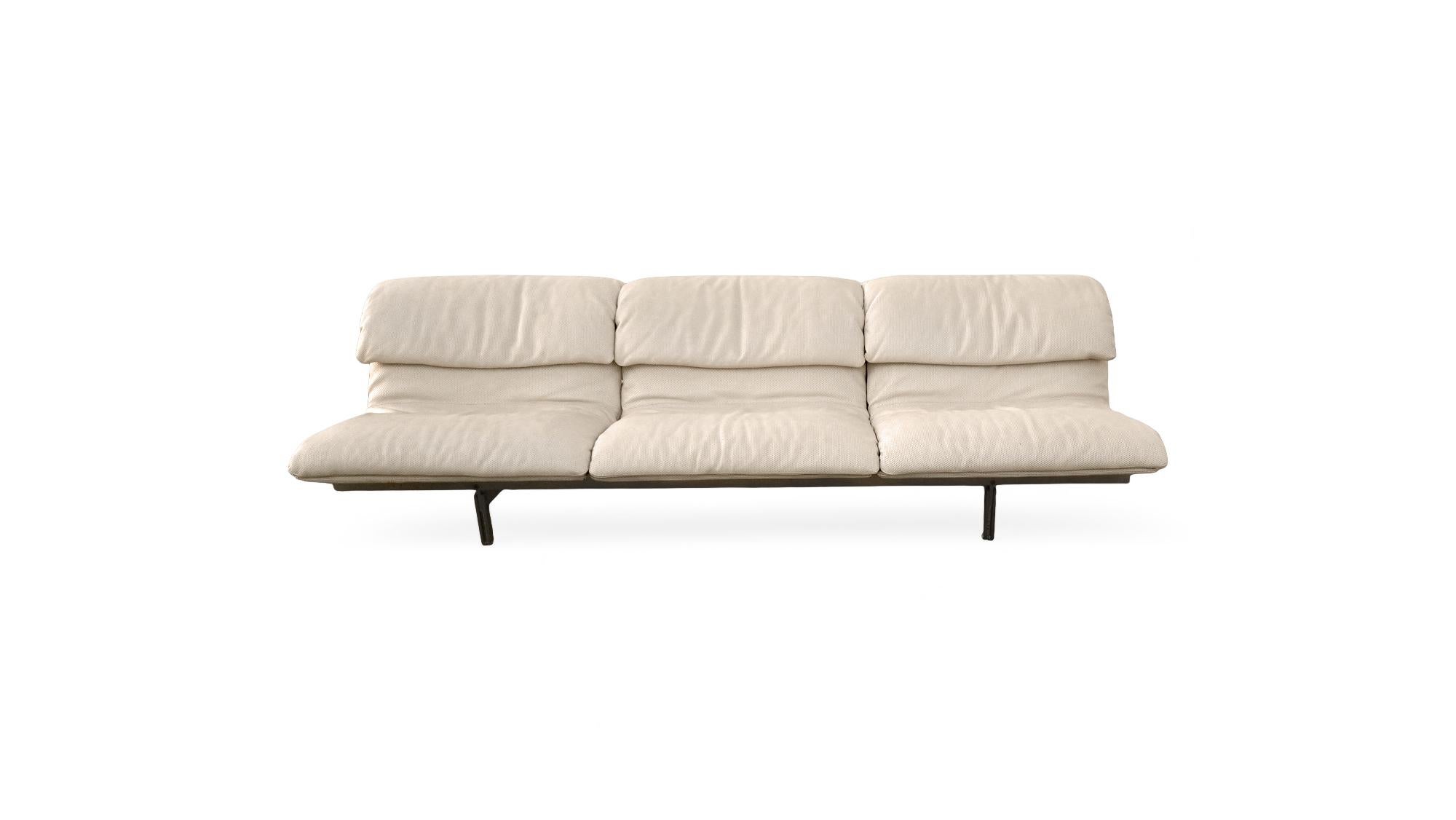 Pair of Matching Giovanni Offredi for Saporiti Leather Wave Sofas For Sale 9