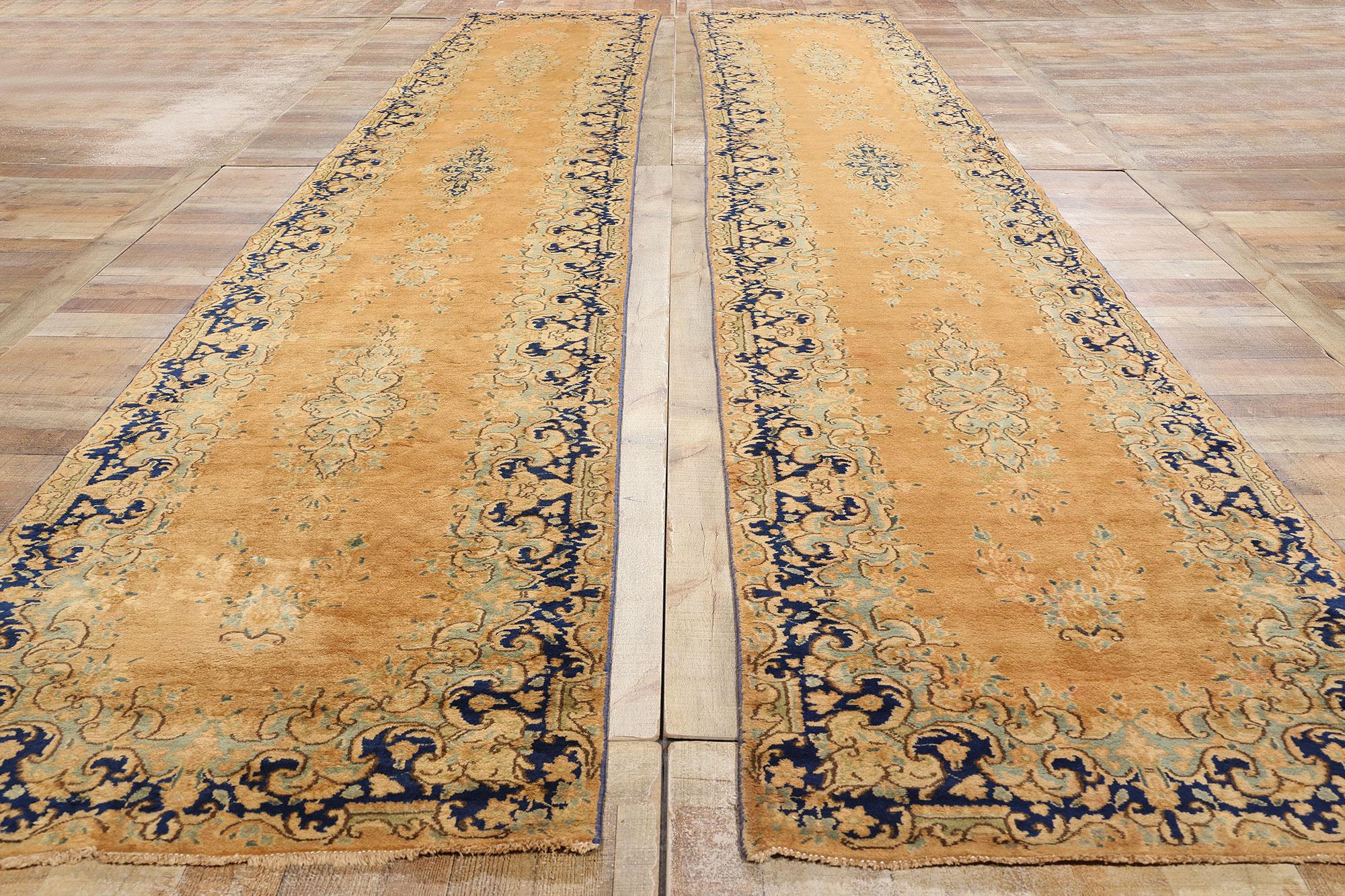 Paar zusammenpassende Vintage Persian Kerman Teppich Teppich Läufer im Angebot 6