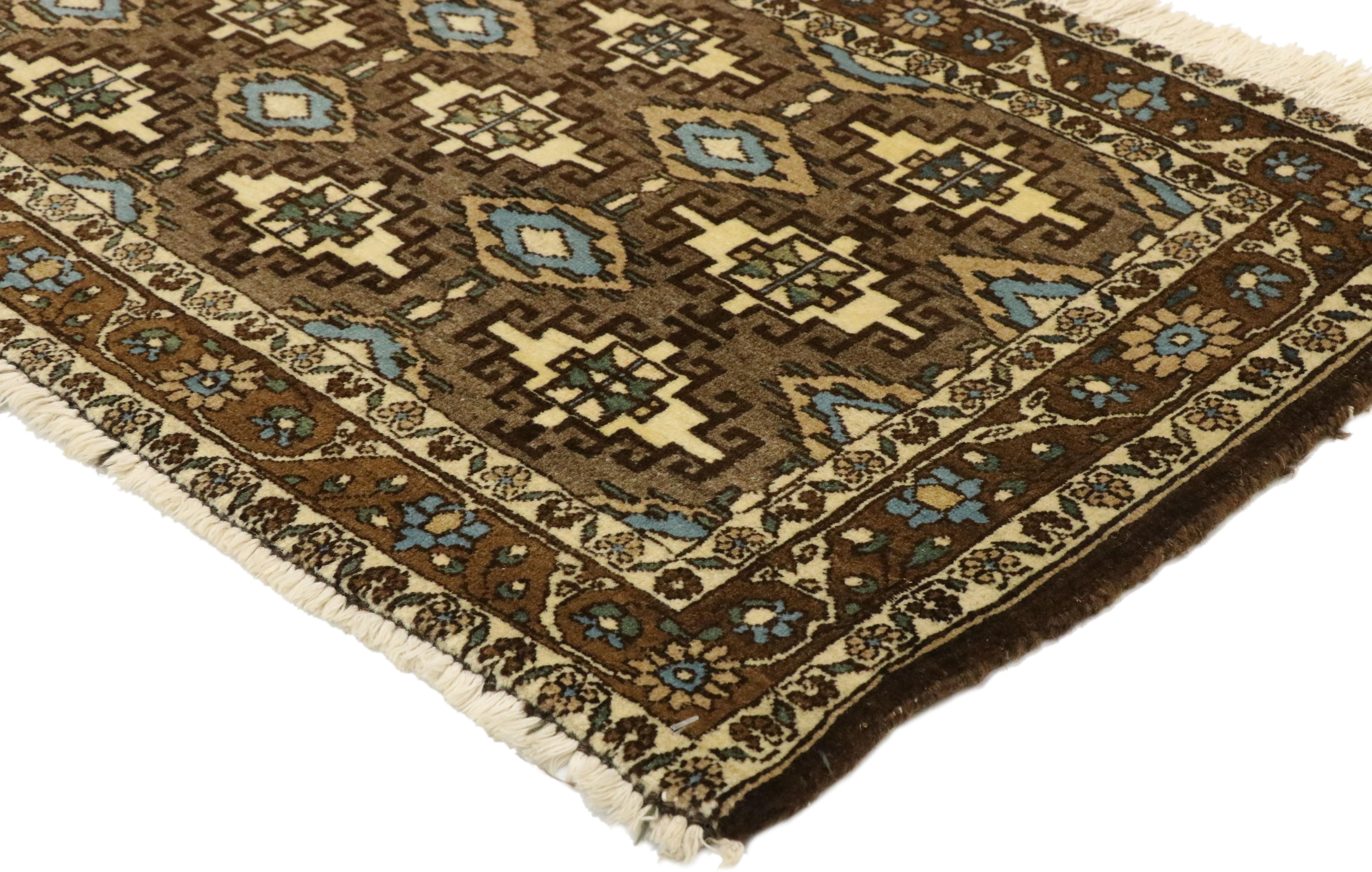 Paar passende persische Mashhad-Teppiche im Mid-Century-Modern-Stil im Angebot 2
