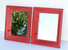 Pareja de espejos de pared Mathieu Matégot Francia moderna de mediados de siglo