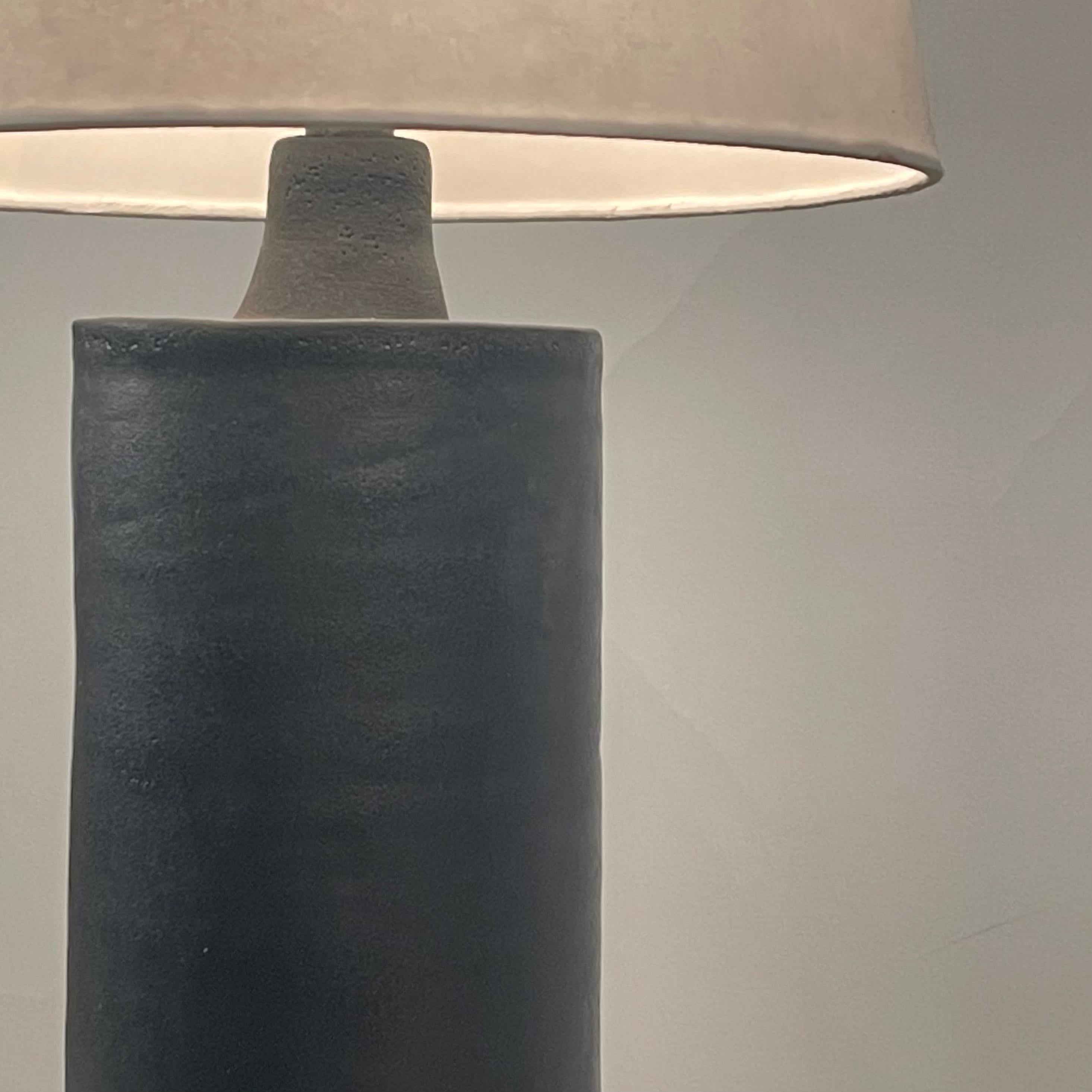 Modern Pair of Matte Black 'Rouleau' Ceramic Table Lamps by Design Frères For Sale