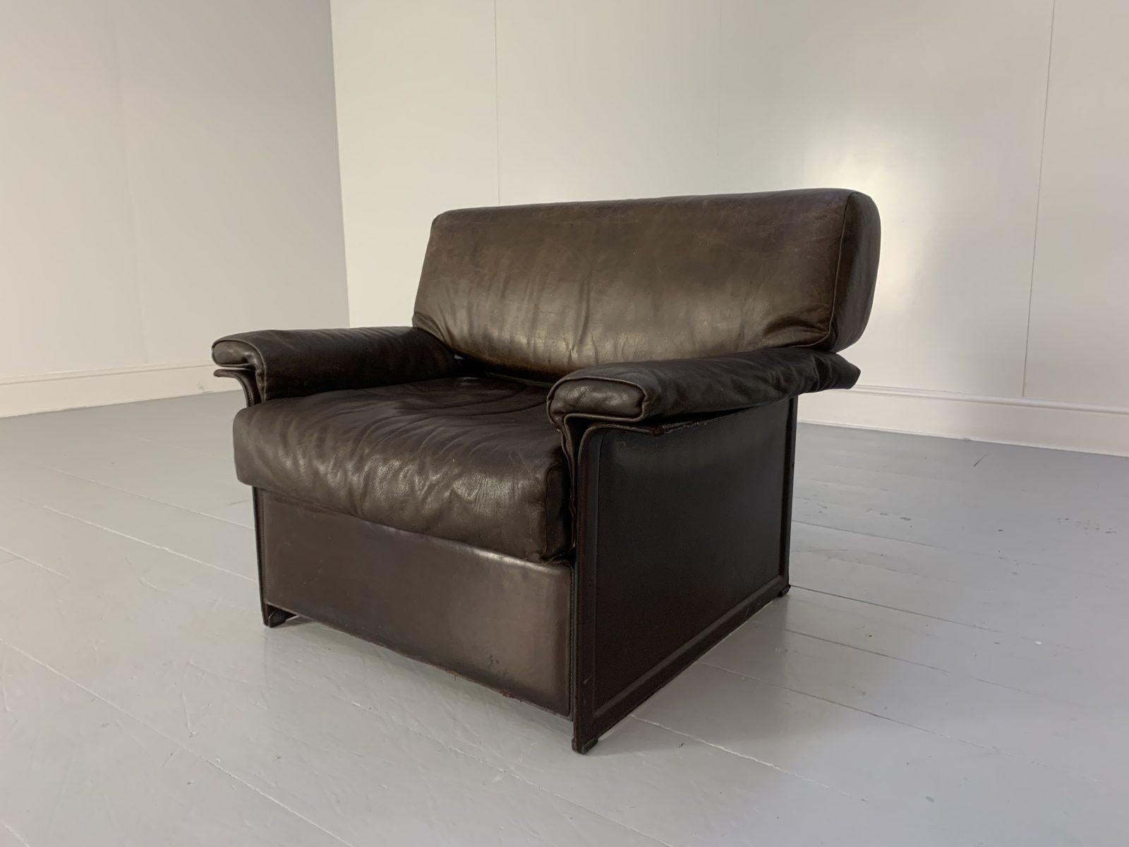 Pair of Matteo Grassi “Tm” Armchairs – in Vintage Brown Leather For Sale 11