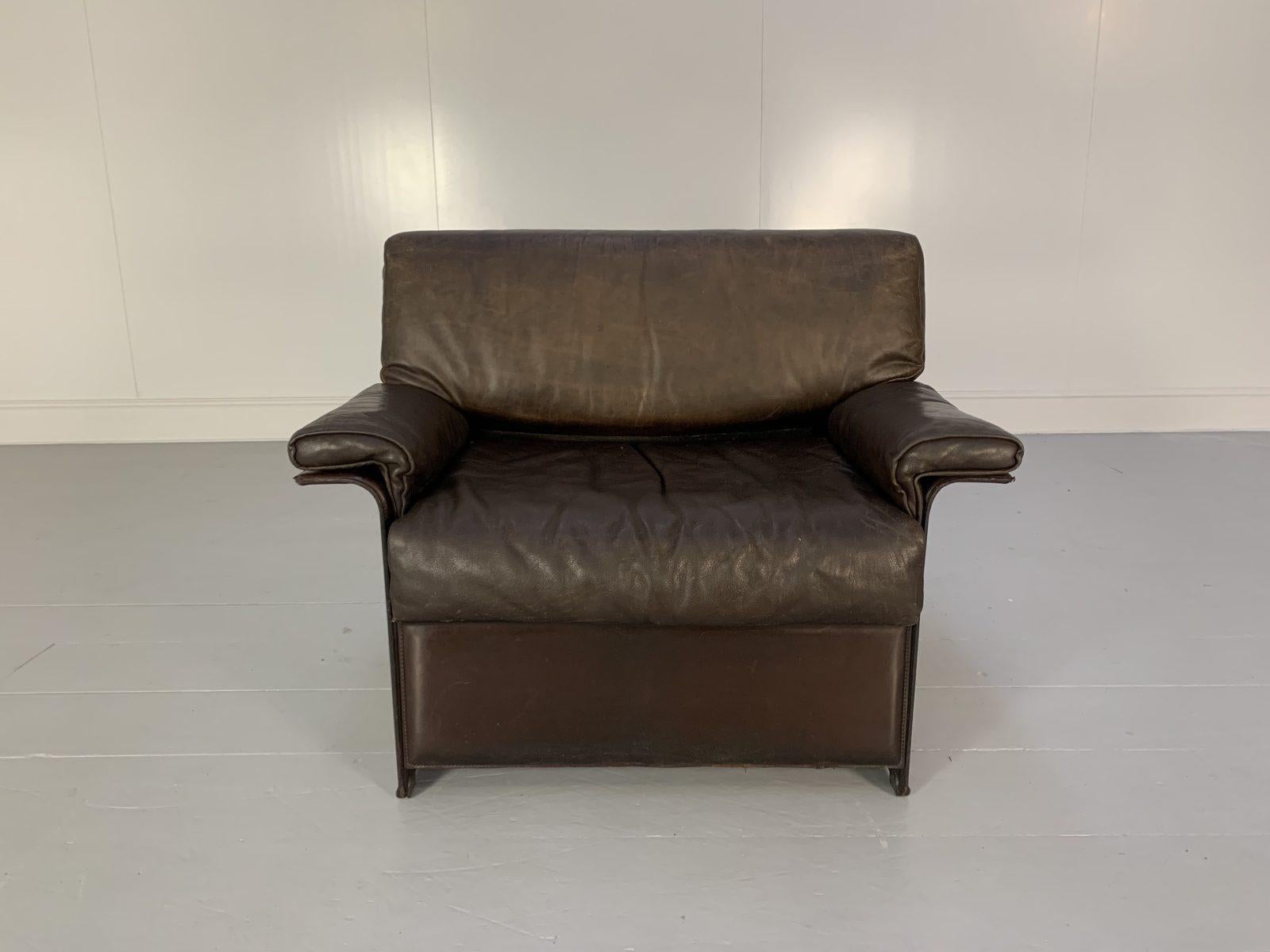 Pair of Matteo Grassi “Tm” Armchairs – in Vintage Brown Leather For Sale 2