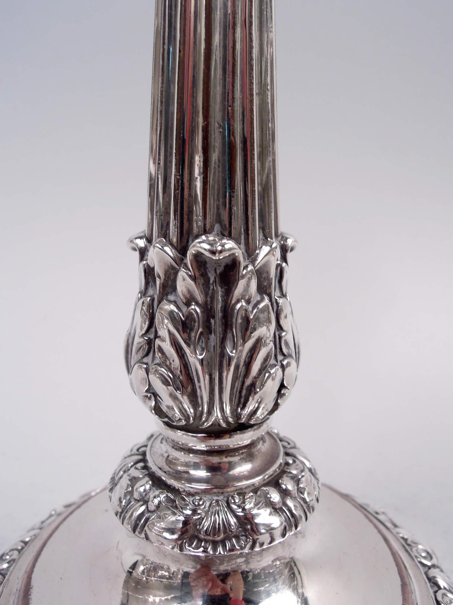 Paar Matthew Boulton Georgian Regency Sheffield Platte Kerzenständer im Angebot 2