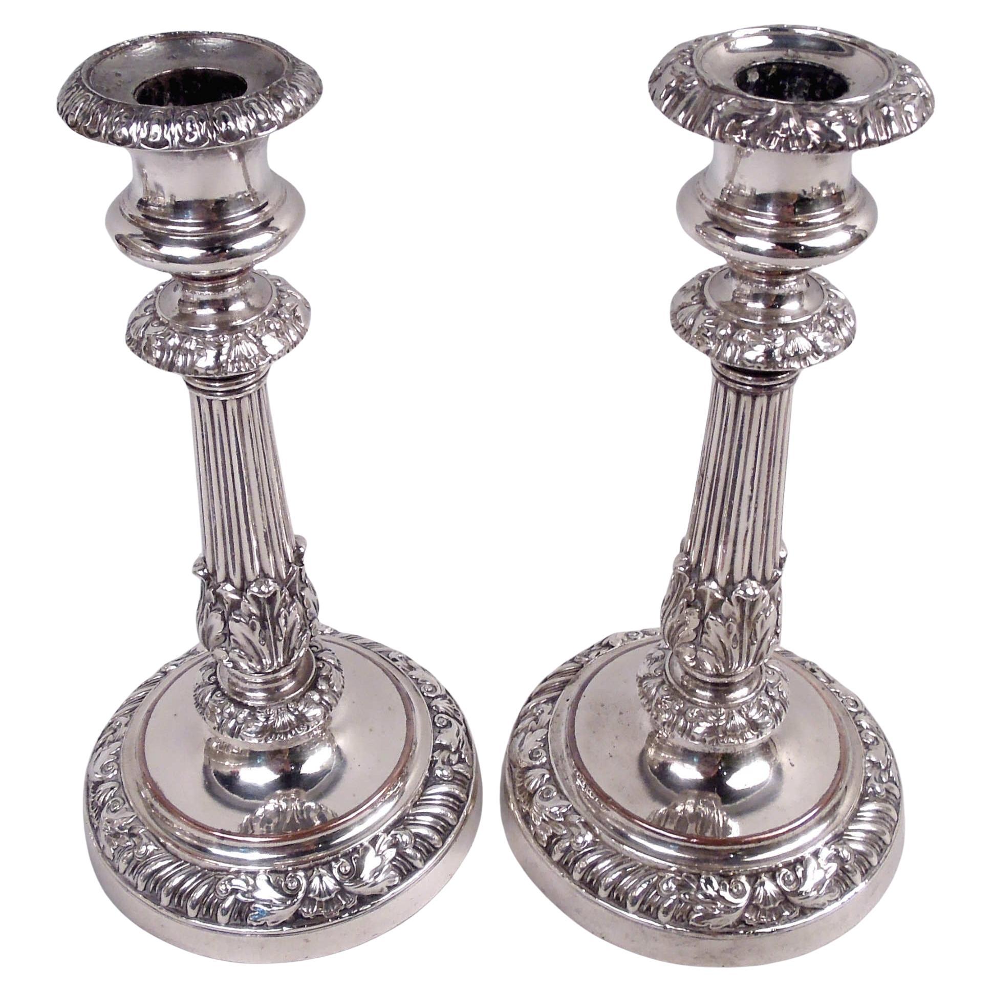 Paar Matthew Boulton Georgian Regency Sheffield Platte Kerzenständer im Angebot