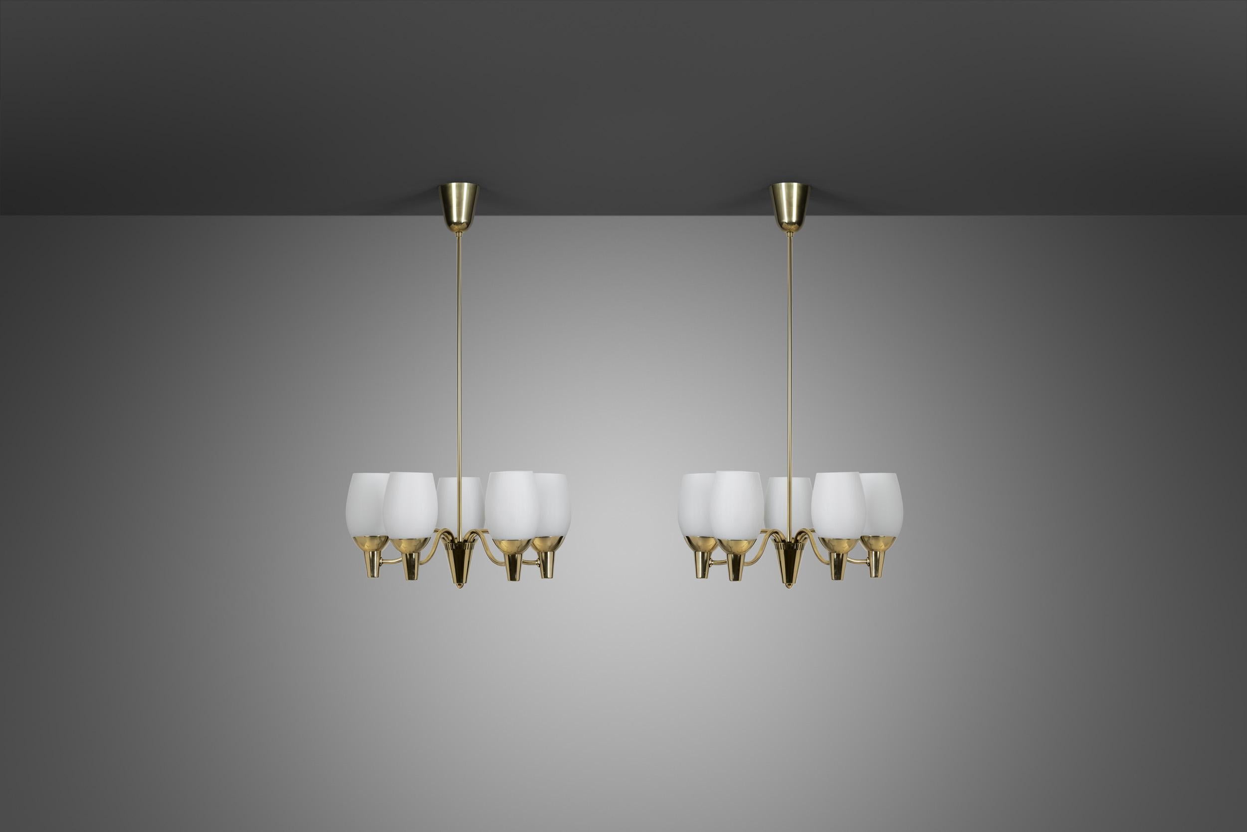 Coppia di lampadari 