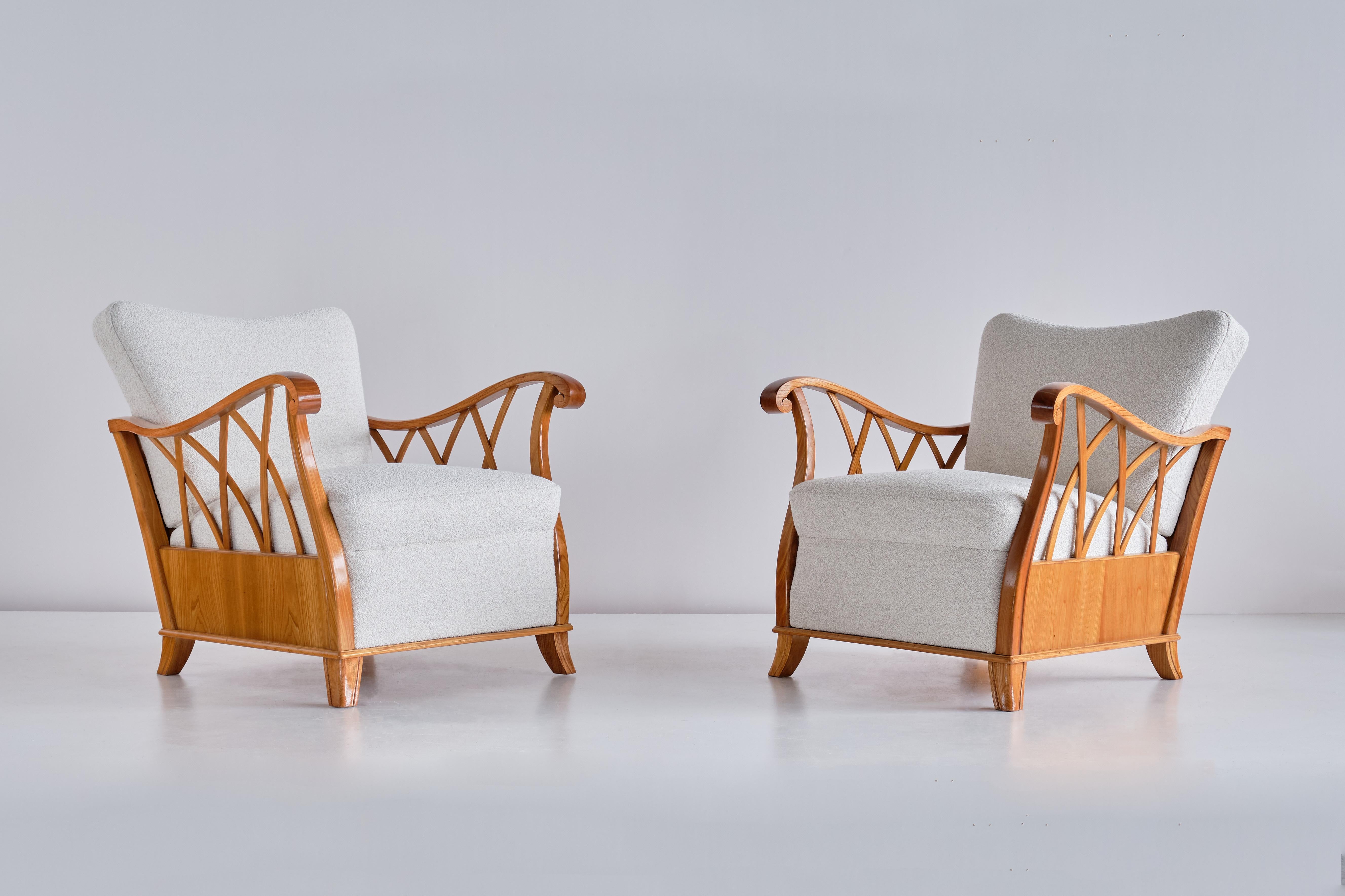 Pair of Maurizio Tempestini Armchairs in Elm and White Bouclé, Italy, 1940s 7