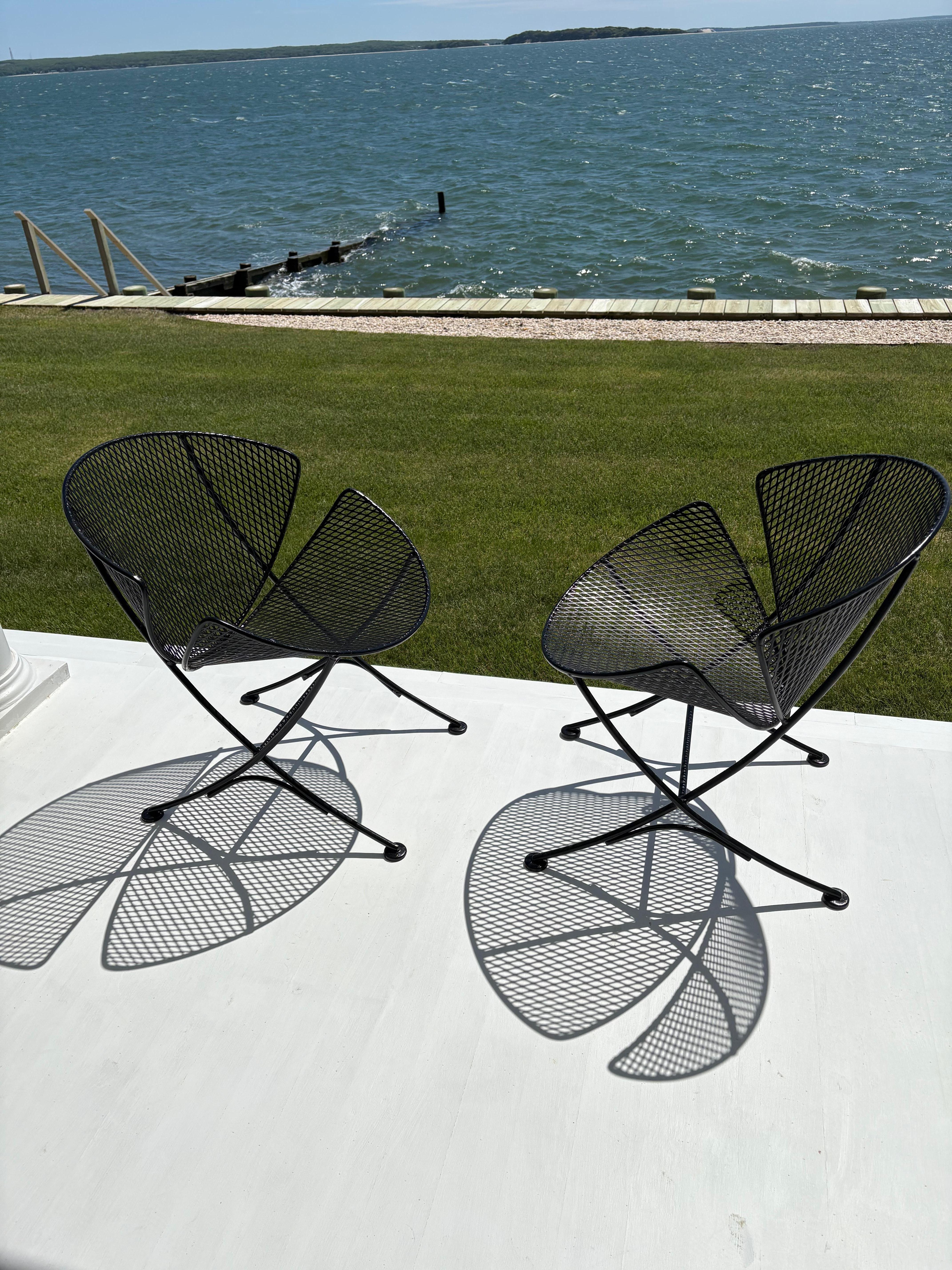 Pair of Maurizio Tempestini “Clamshell “or “Orange Slice” Chairs for Salterini For Sale 4