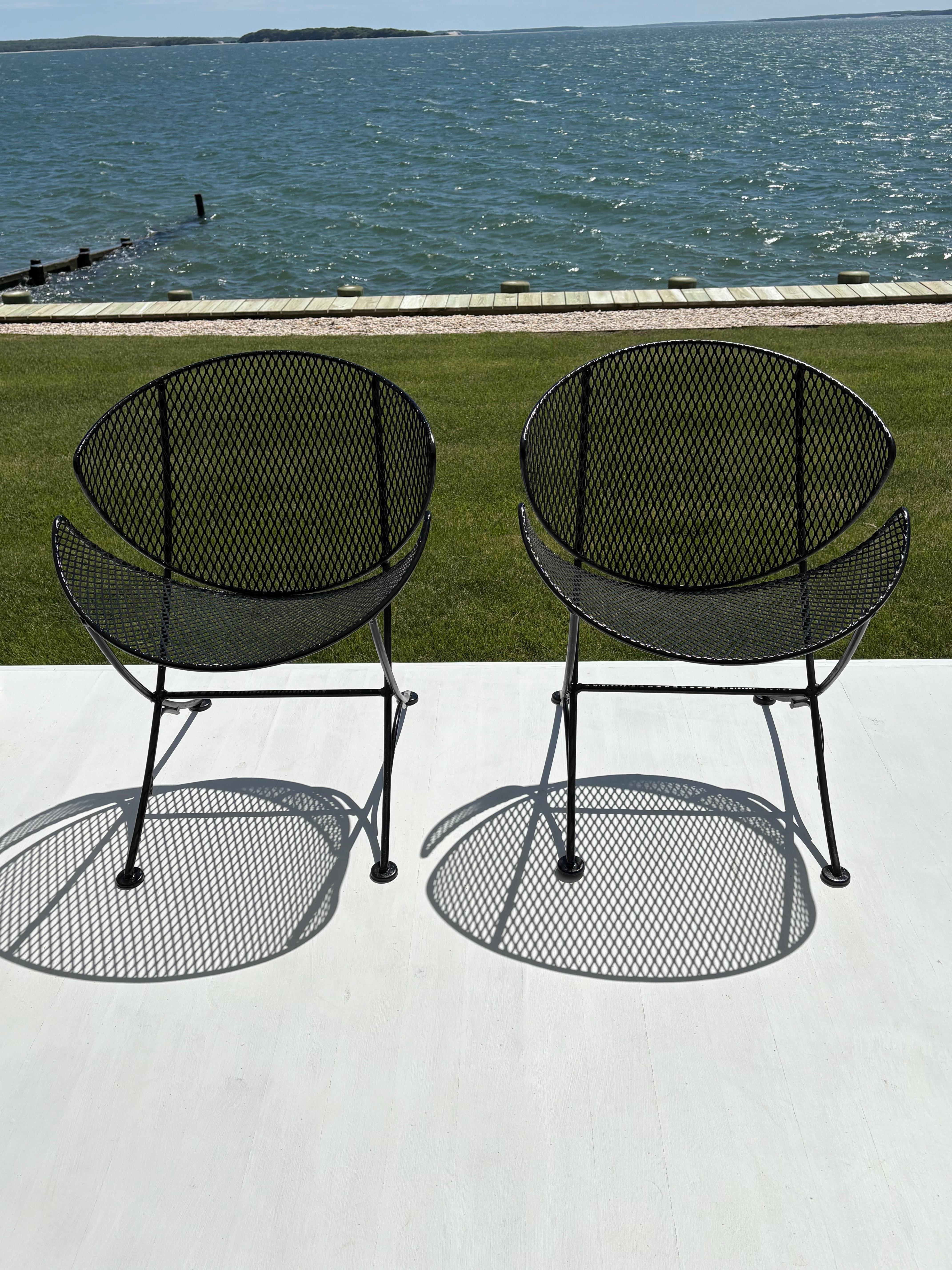 Pair of Maurizio Tempestini “Clamshell “or “Orange Slice” Chairs for Salterini For Sale 3
