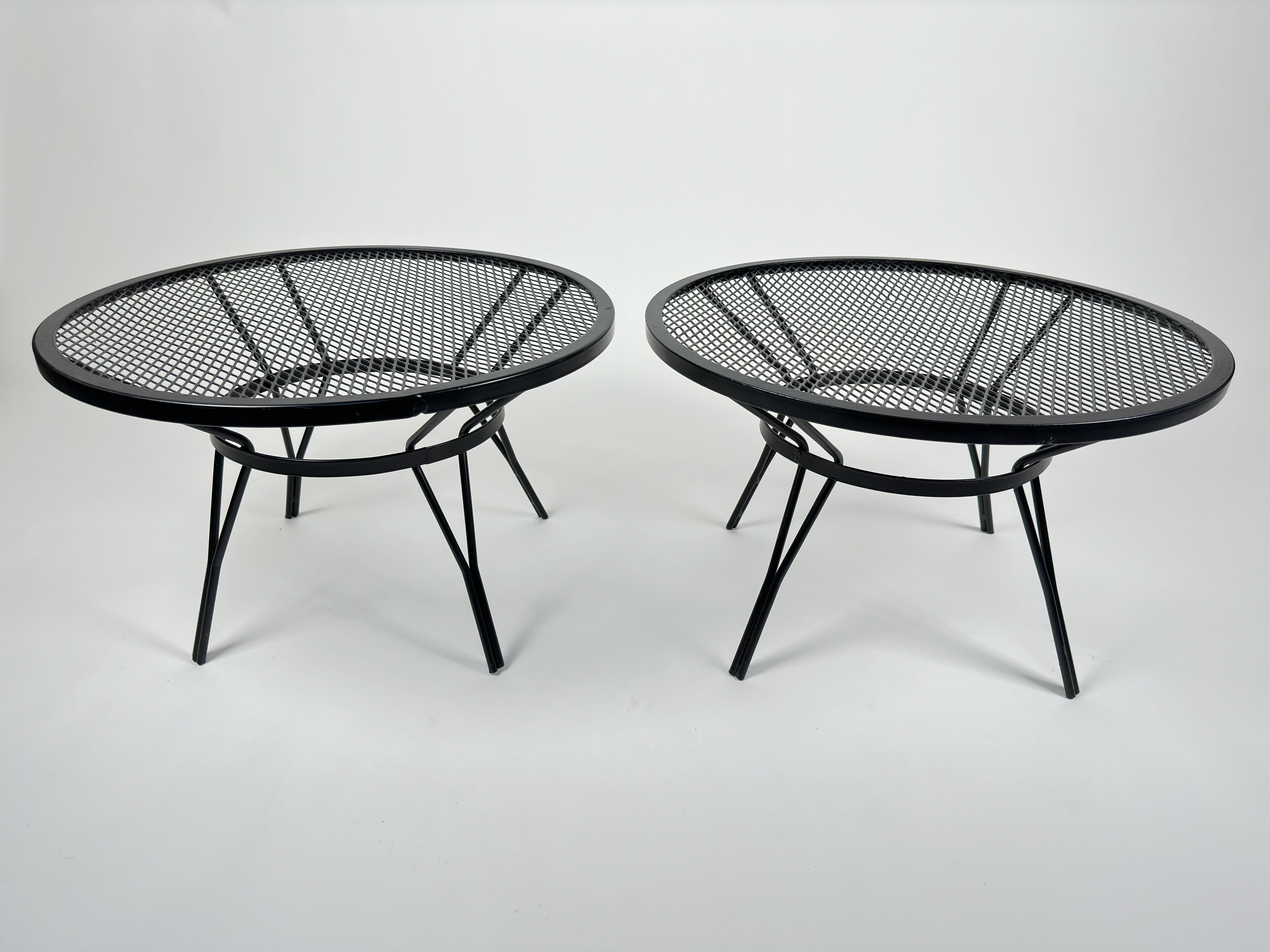 Mid-Century Modern Pair of Maurizio Tempestini for Salterini “Radar” tables For Sale