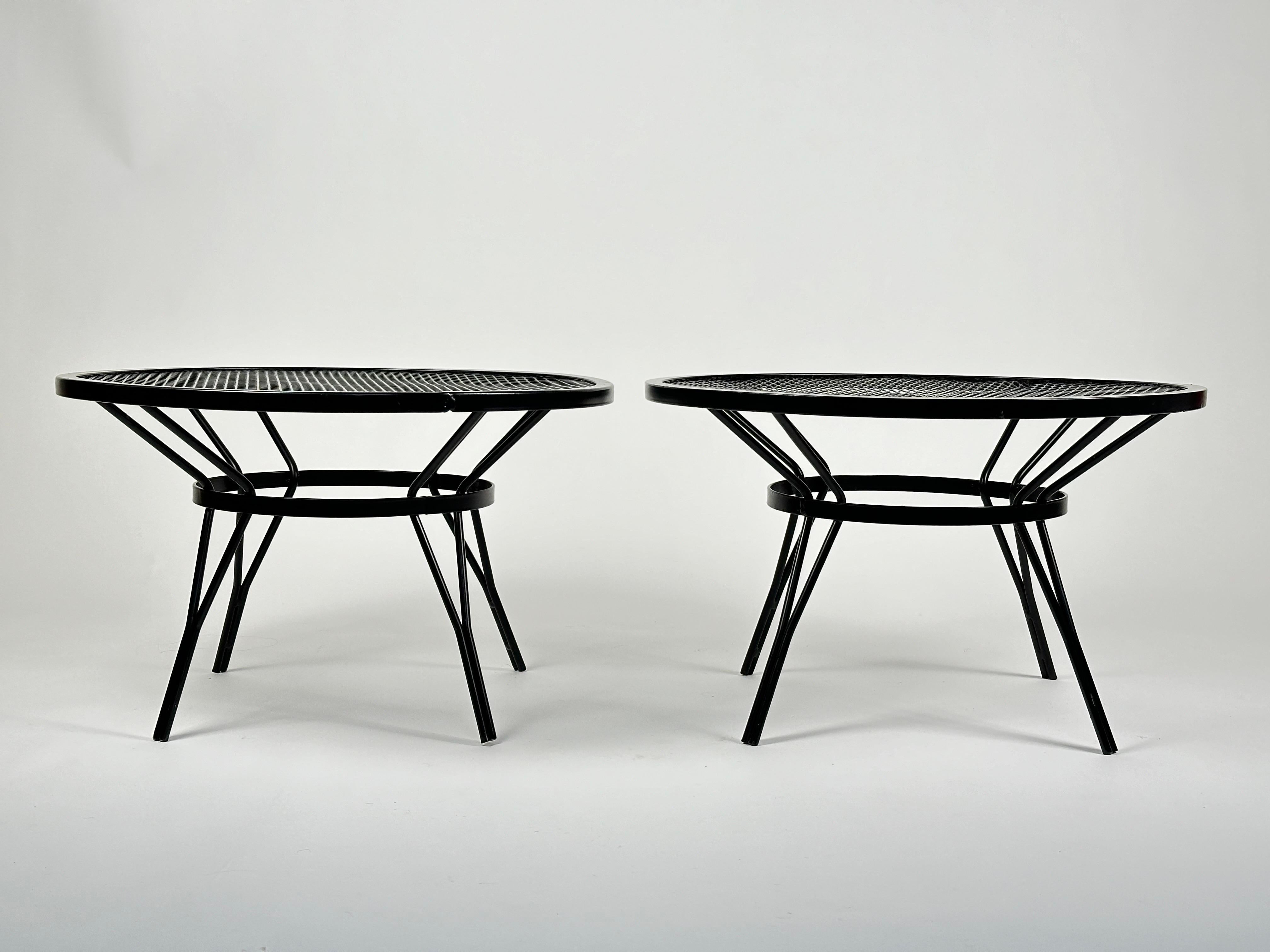 Pair of Maurizio Tempestini for Salterini “Radar” tables In Good Condition For Sale In Southampton, NJ